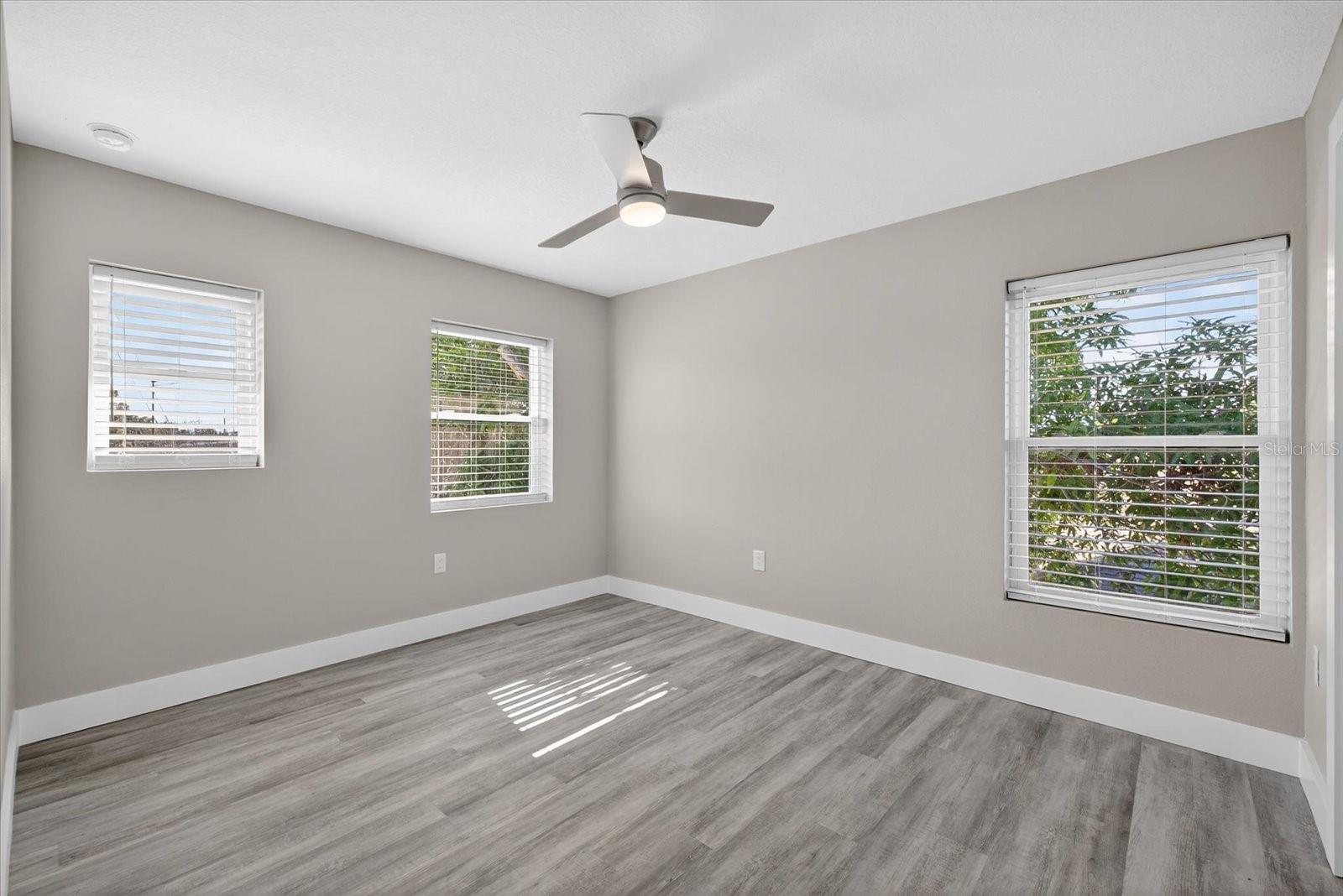 Image 67 of 88 For 1819 13th Avenue S