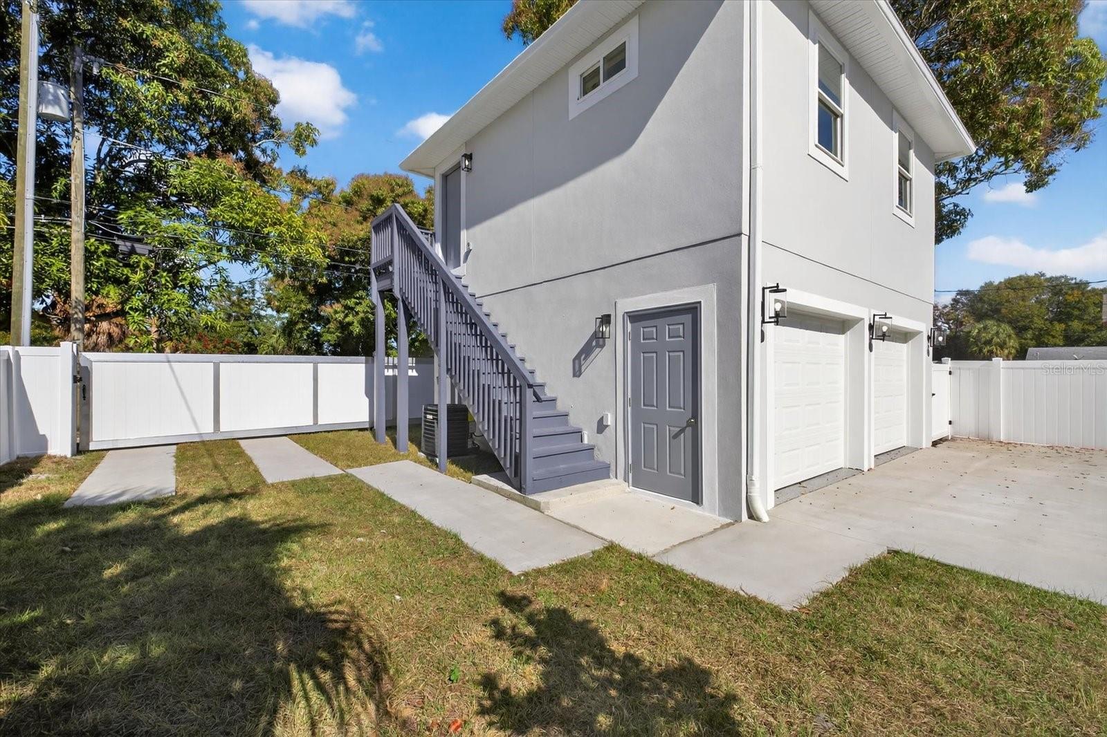 Image 74 of 88 For 1819 13th Avenue S