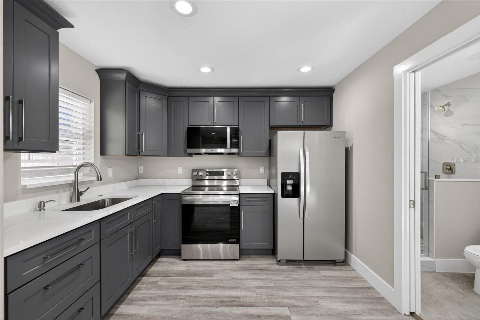 Image 82 of 88 For 1819 13th Avenue S