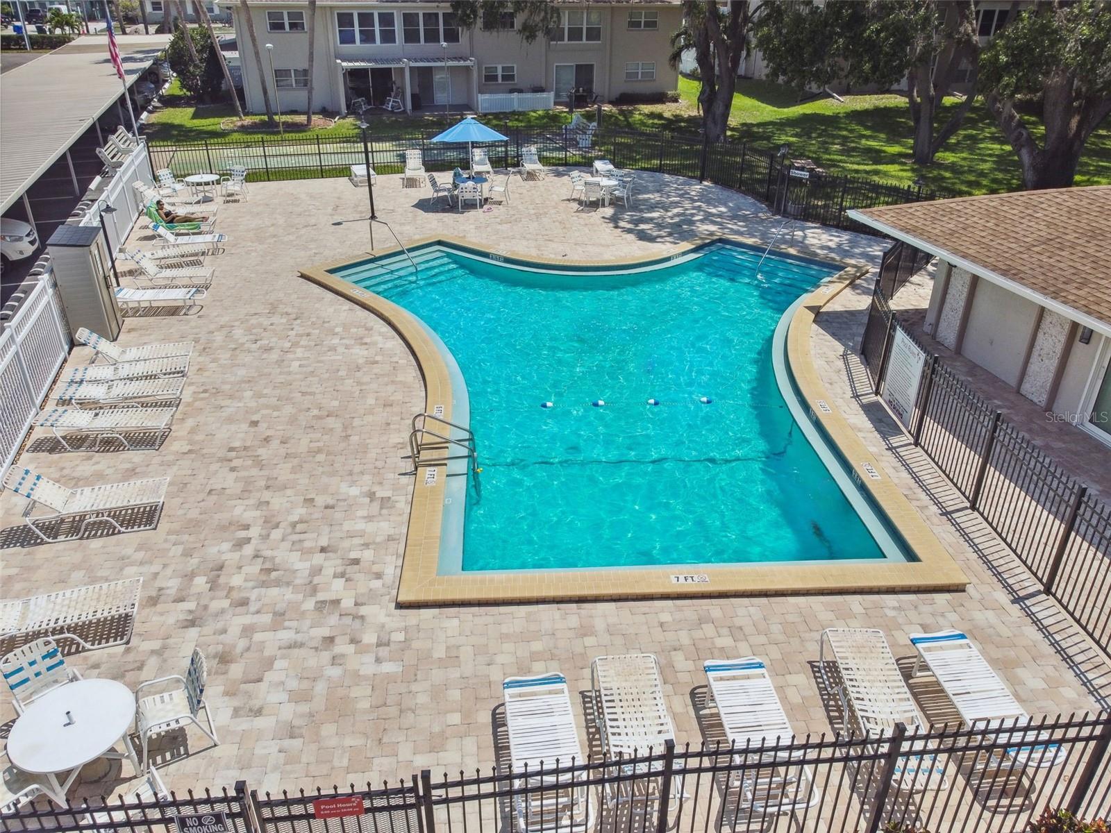 Image 28 of 39 For 946 Virginia Street 201