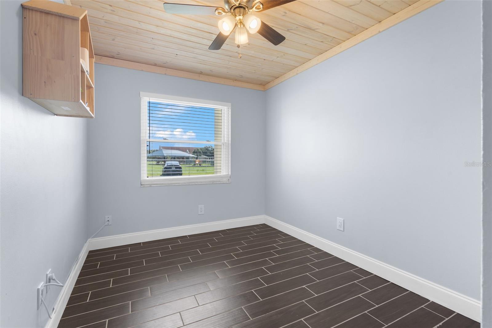 Image 12 of 32 For 5201 Quincy Street