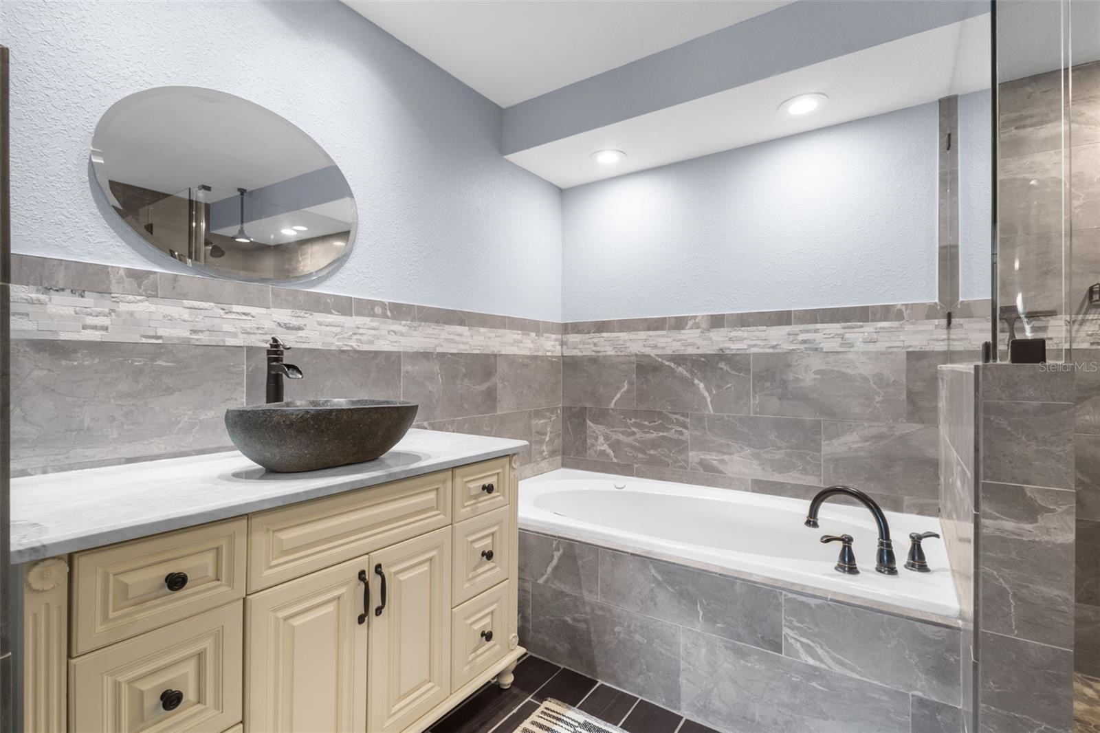 Image 14 of 32 For 5201 Quincy Street