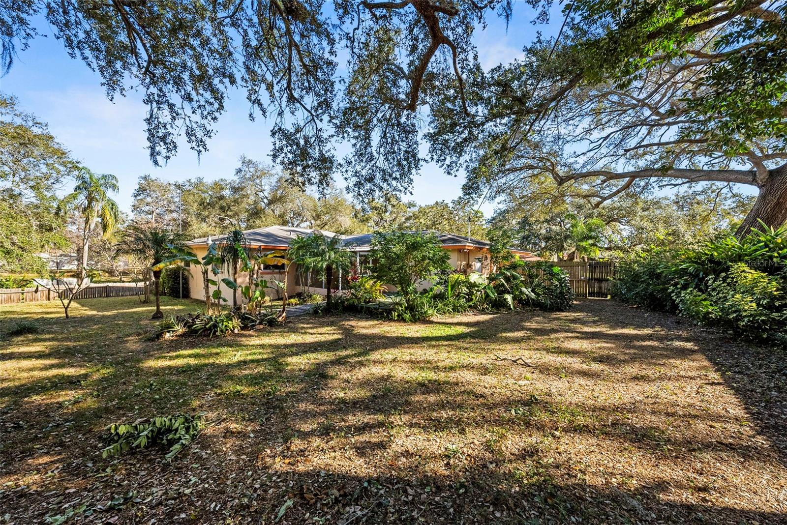 Image 16 of 17 For 546 Forest Parkway E