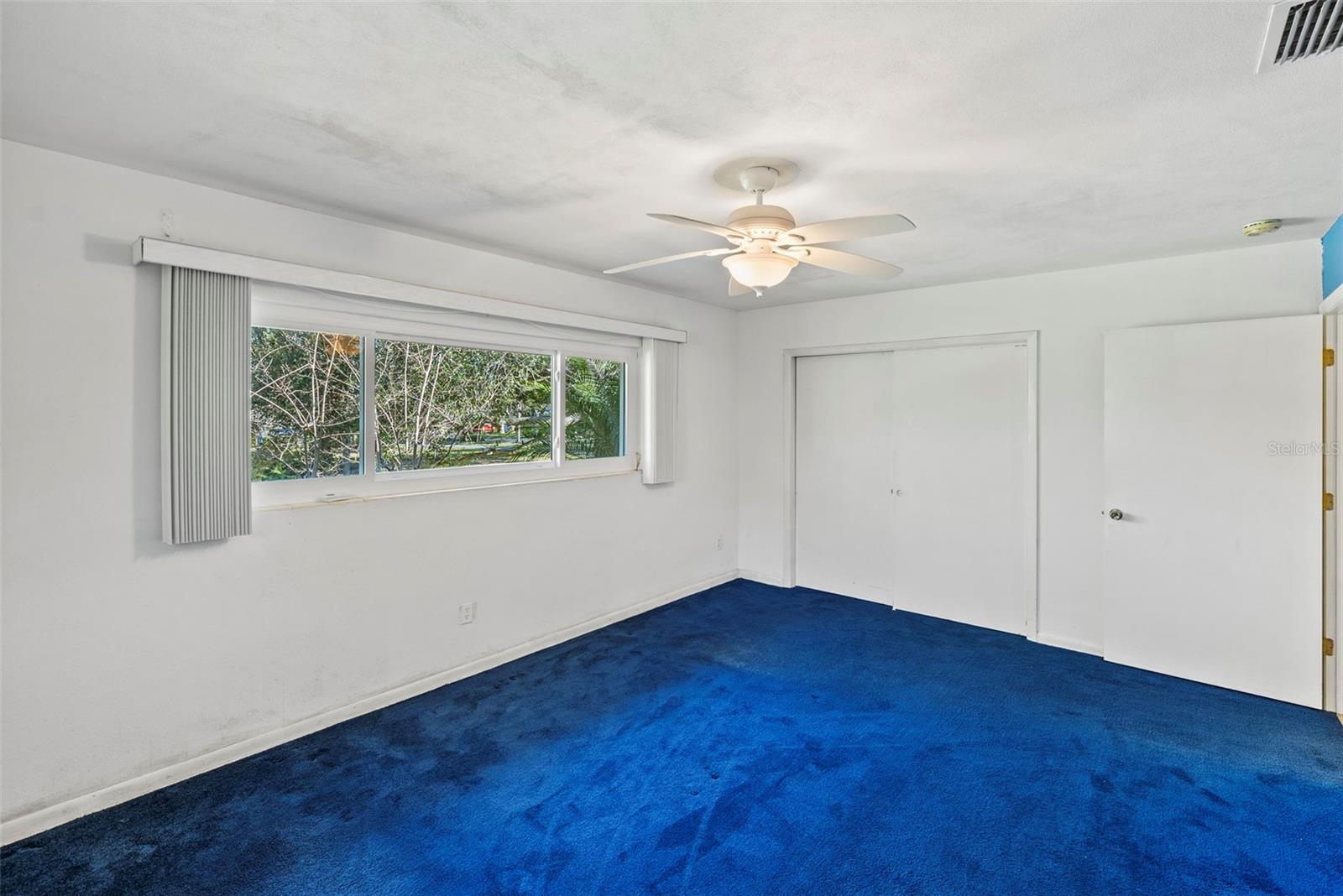 Image 8 of 17 For 546 Forest Parkway E