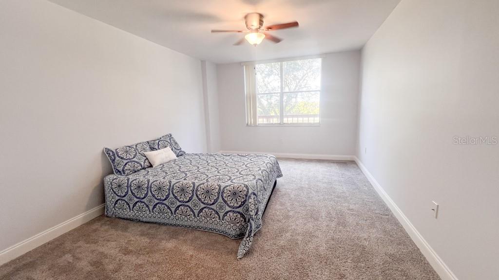 Image 9 of 21 For 2333 Feather Sound Drive A203