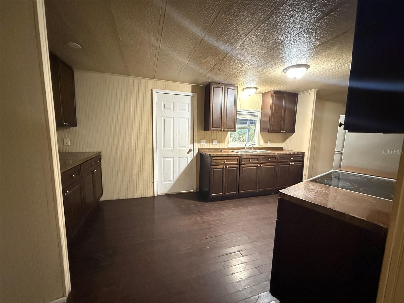 Image 12 of 20 For 2130 Dawn Heights Drive