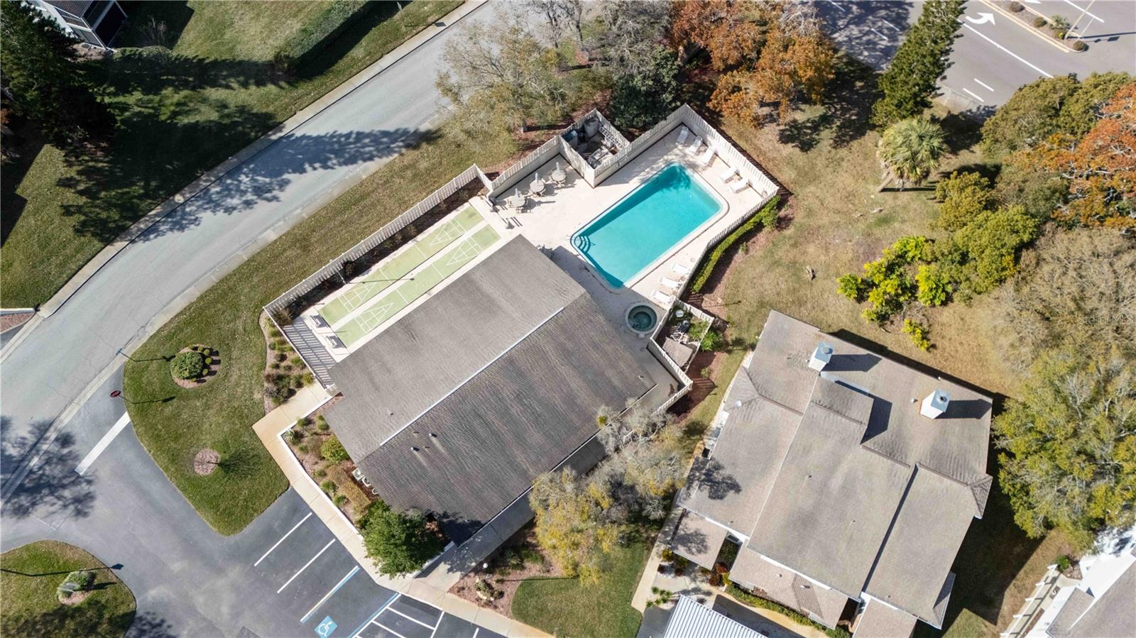 Image 28 of 31 For 8026 Hunters Whip Row Circle