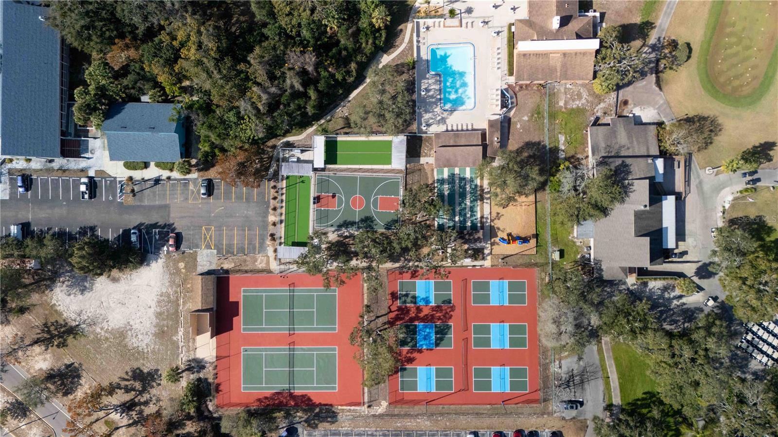 Image 29 of 31 For 8026 Hunters Whip Row Circle