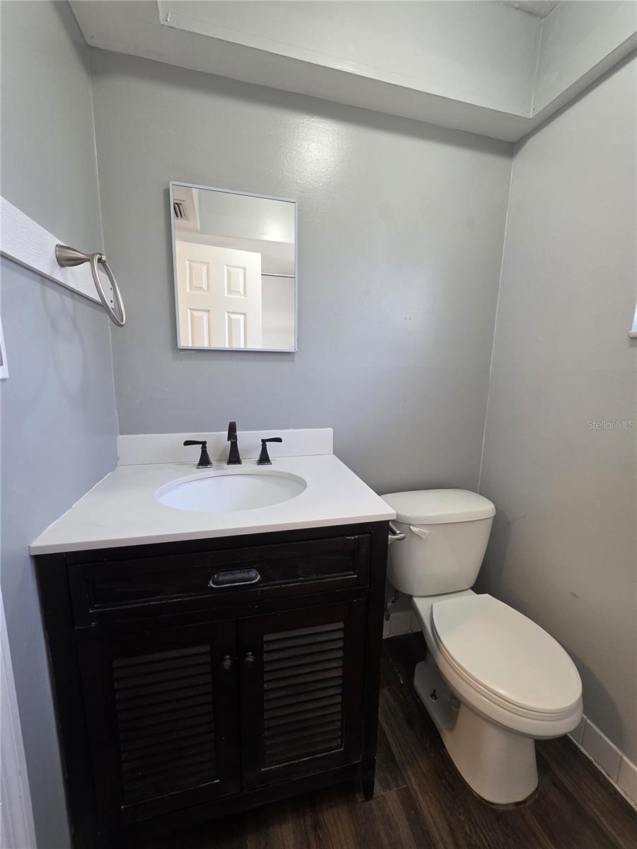 Image 9 of 10 For 705 1st Street 4