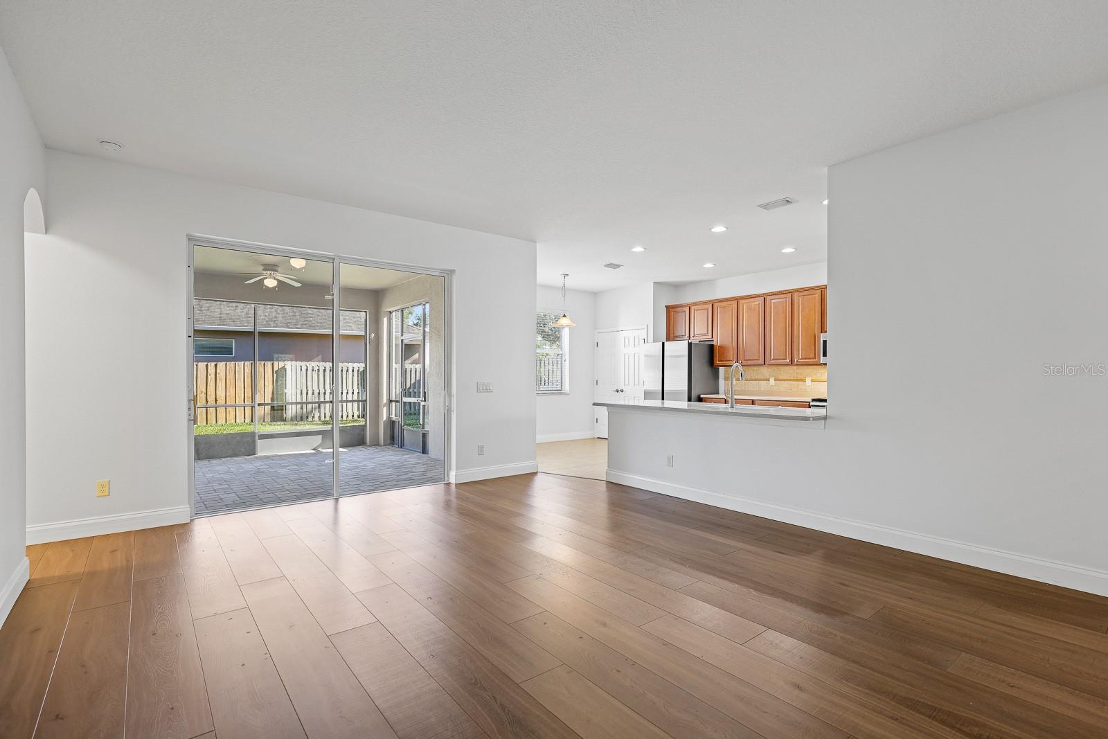 Image 13 of 43 For 5832 Tulip Flower Drive