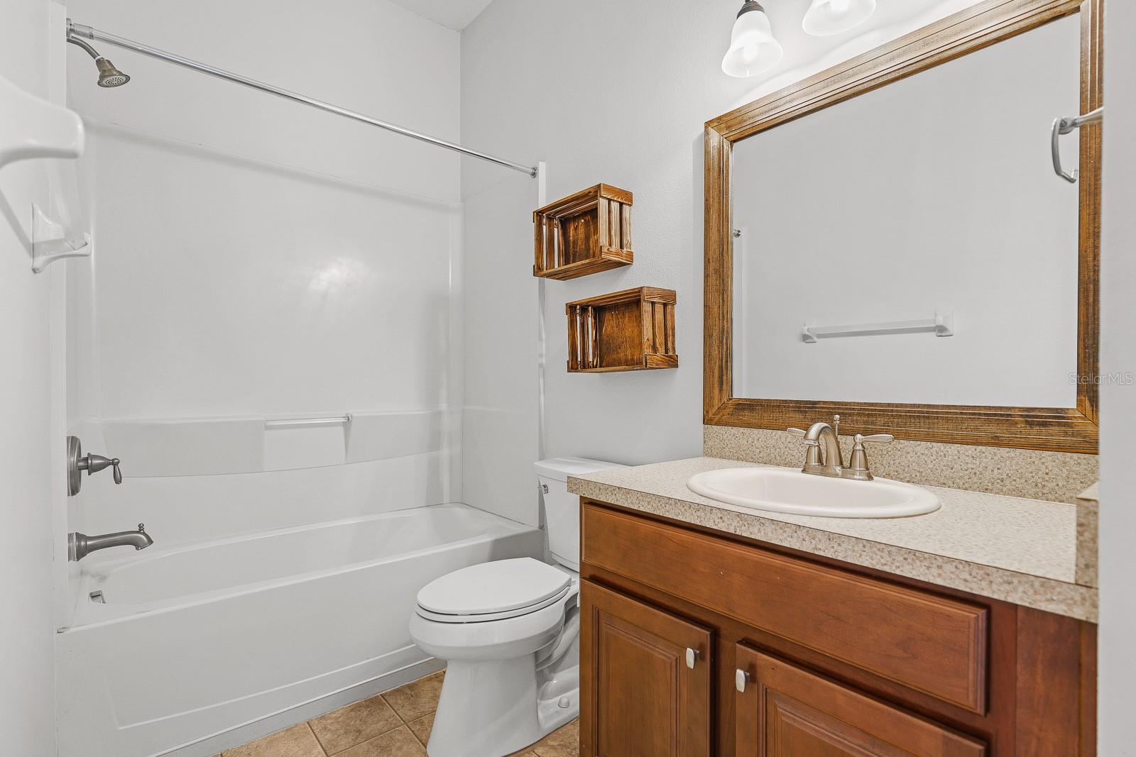 Image 17 of 43 For 5832 Tulip Flower Drive