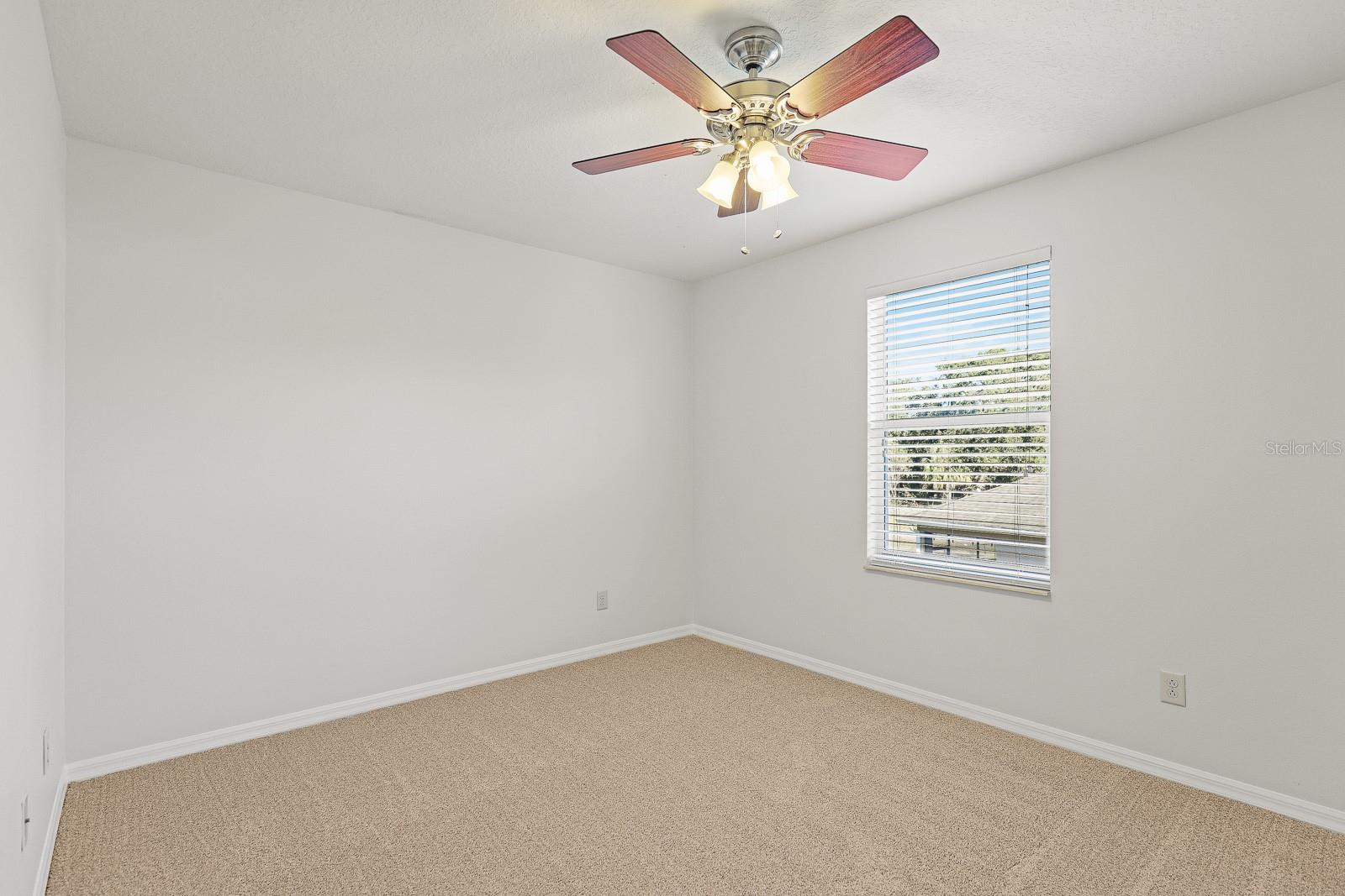 Image 32 of 43 For 5832 Tulip Flower Drive