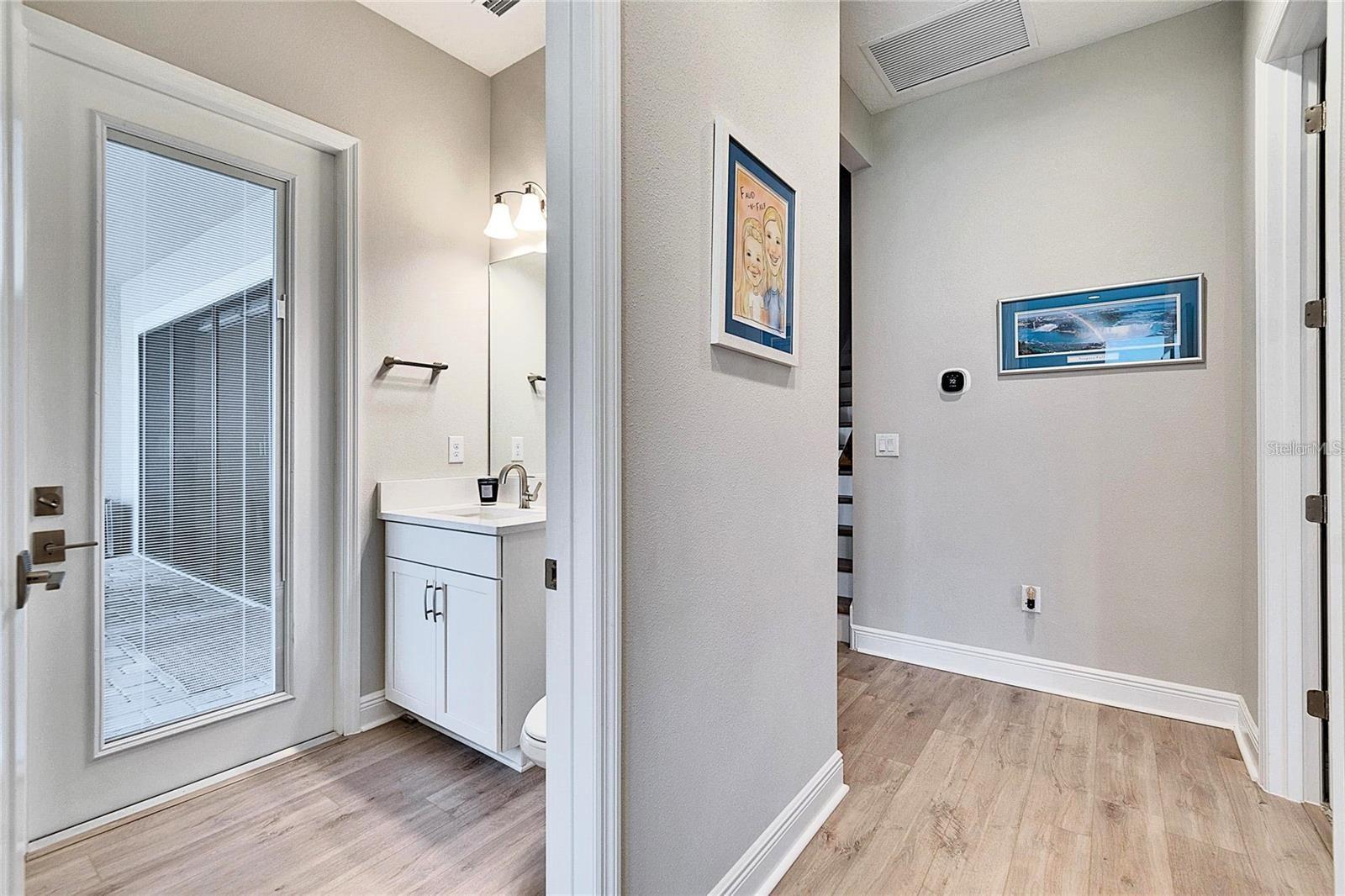 Image 31 of 59 For 10304 Meadowrun Drive