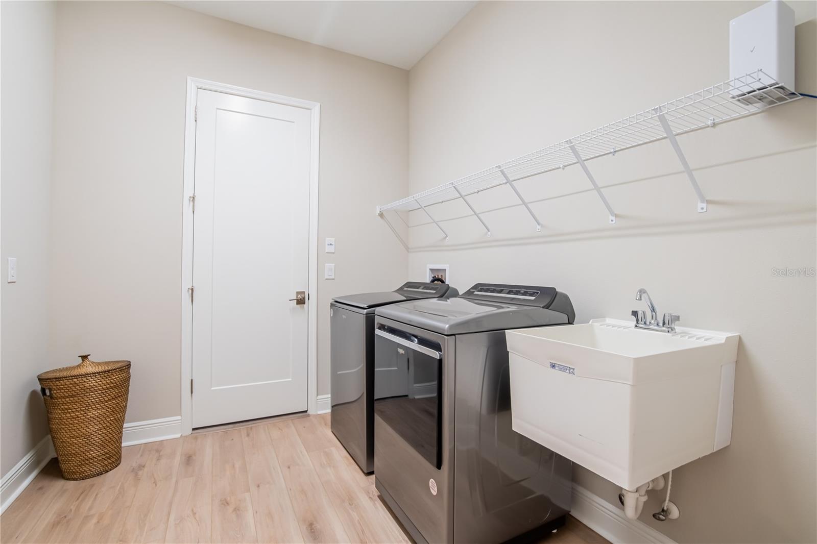 Image 35 of 59 For 10304 Meadowrun Drive