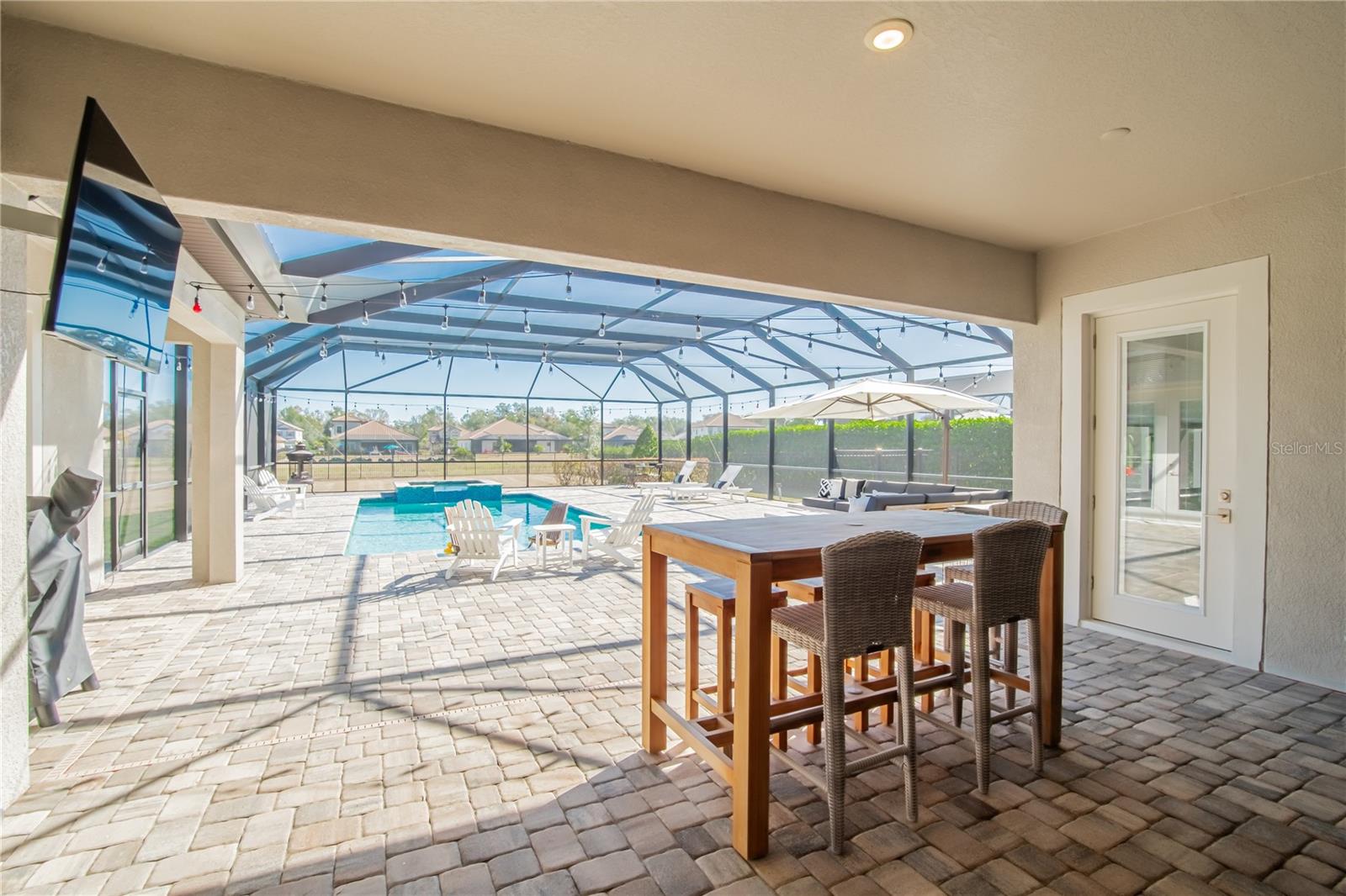 Image 54 of 59 For 10304 Meadowrun Drive