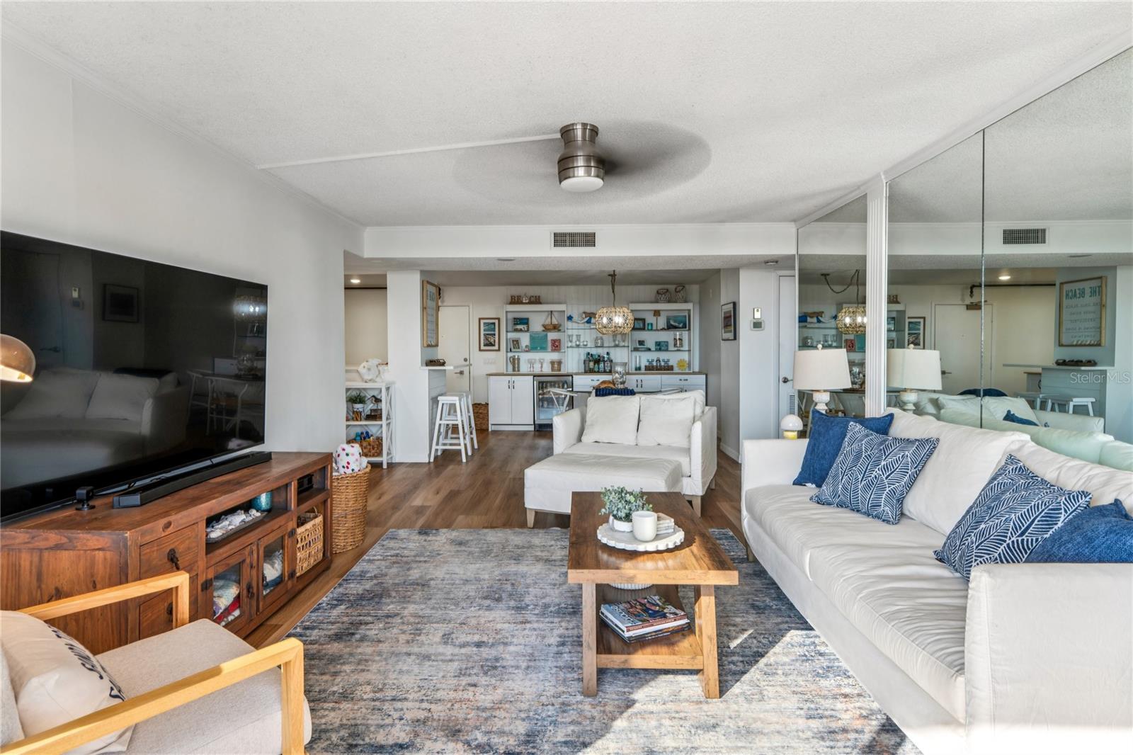 Image 13 of 86 For 1 Key Capri  312e