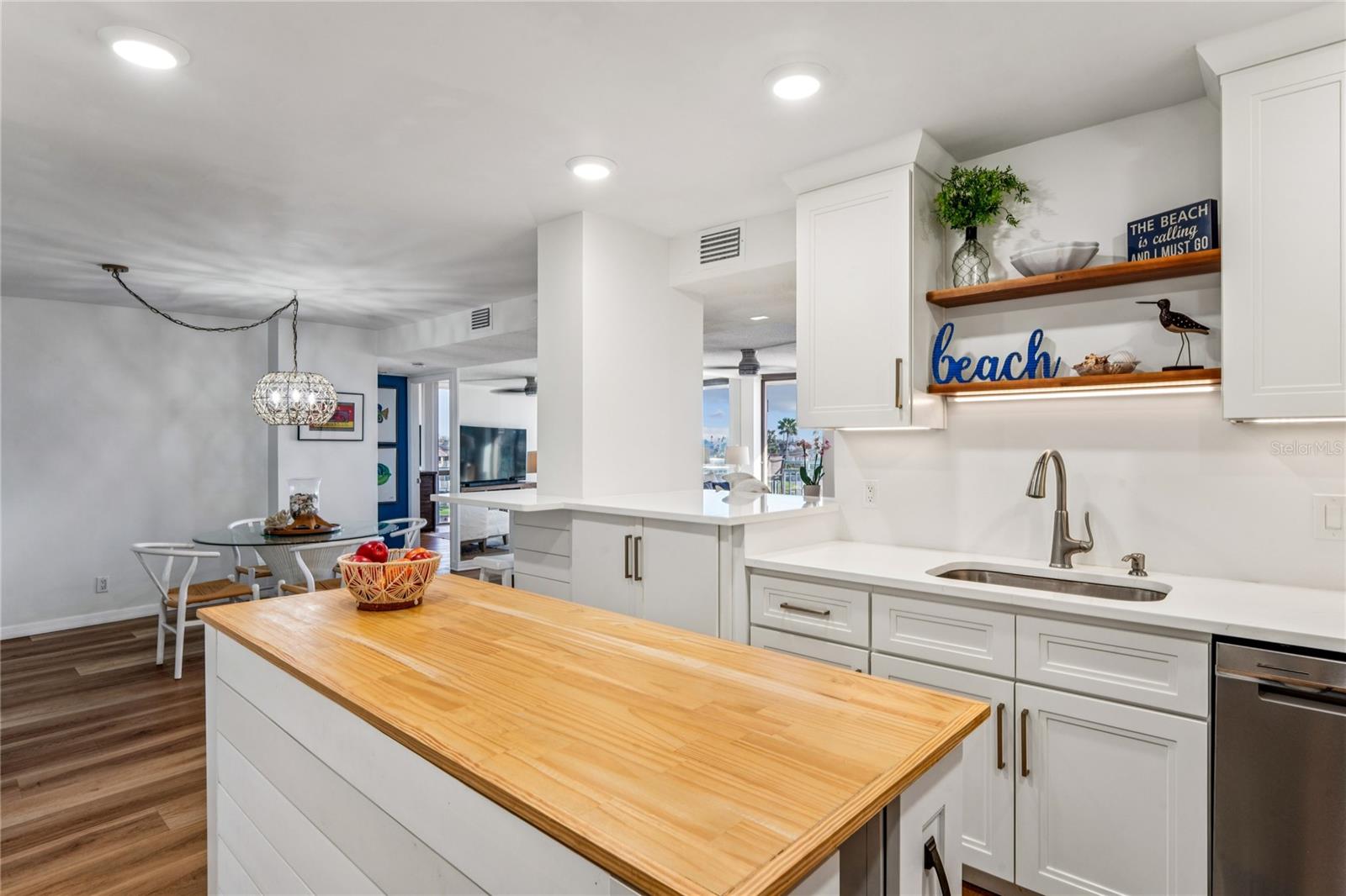 Image 18 of 86 For 1 Key Capri  312e