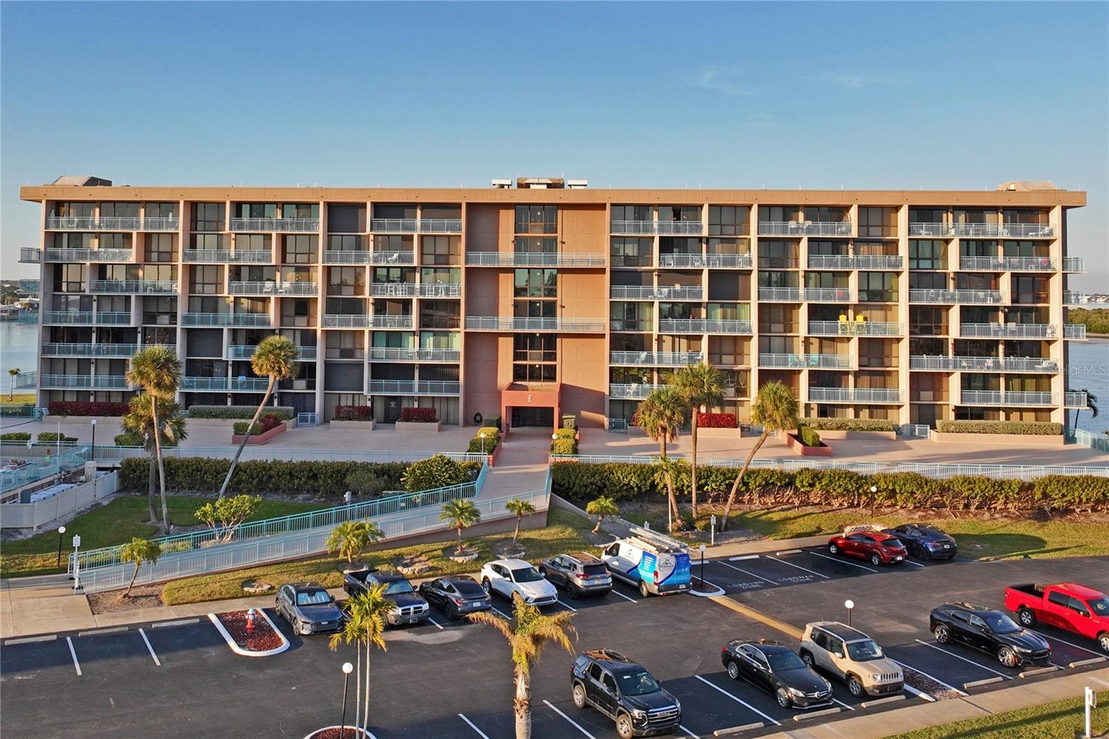 Image 36 of 86 For 1 Key Capri  312e