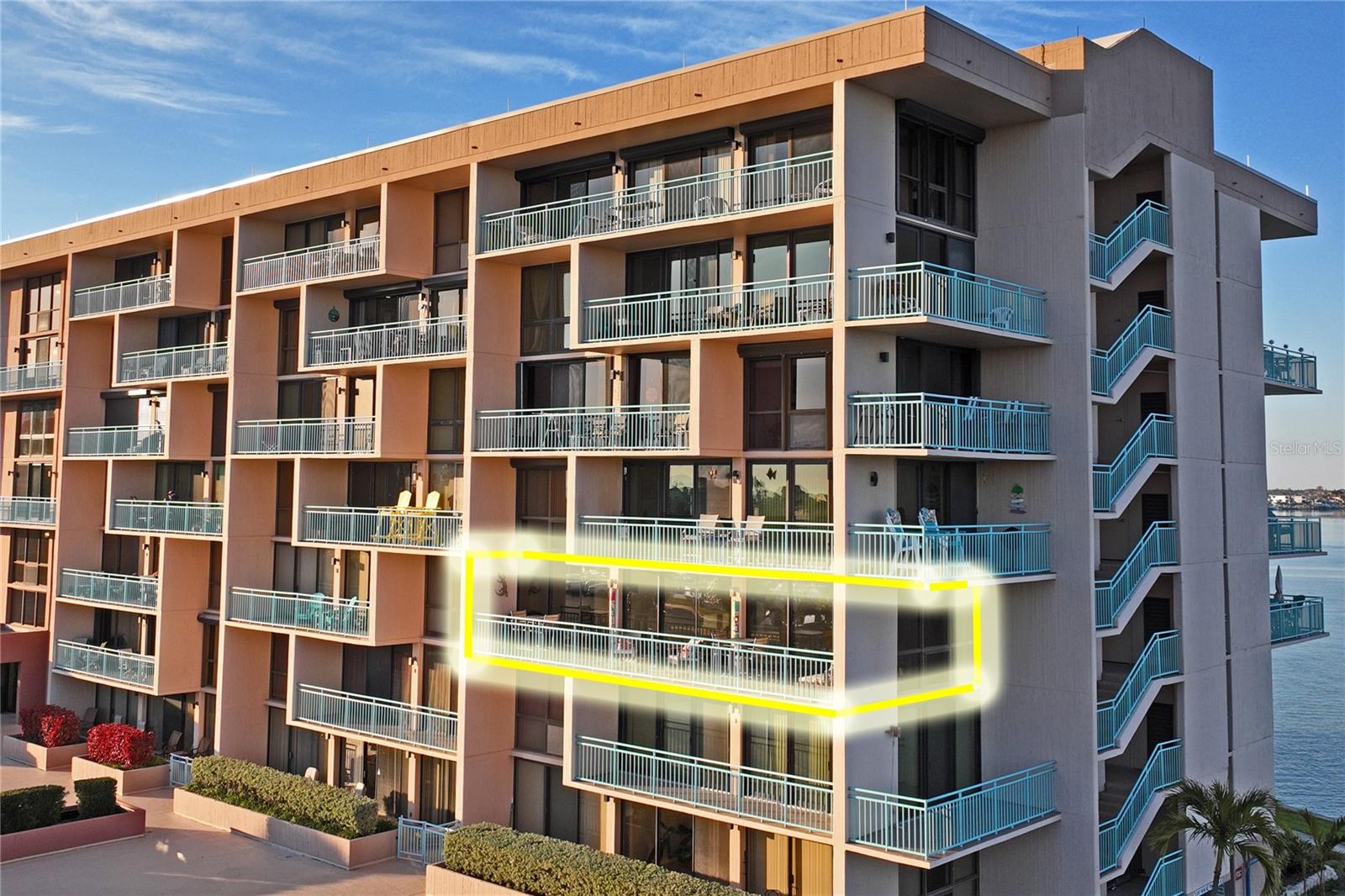 Image 38 of 86 For 1 Key Capri  312e