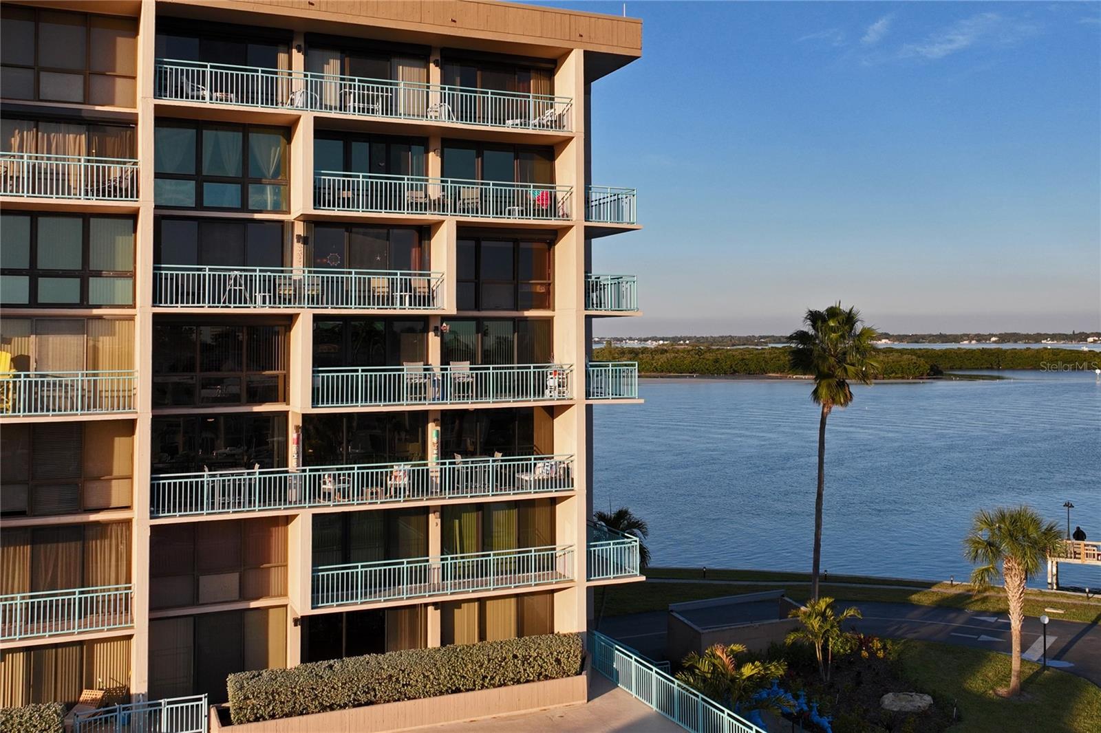 Image 39 of 86 For 1 Key Capri  312e