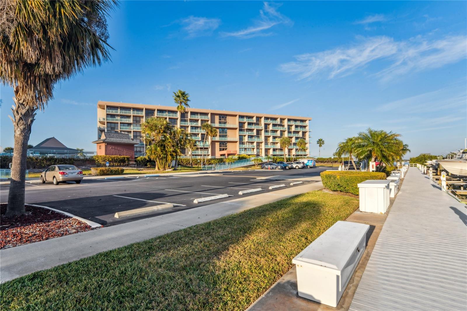 Image 50 of 86 For 1 Key Capri  312e