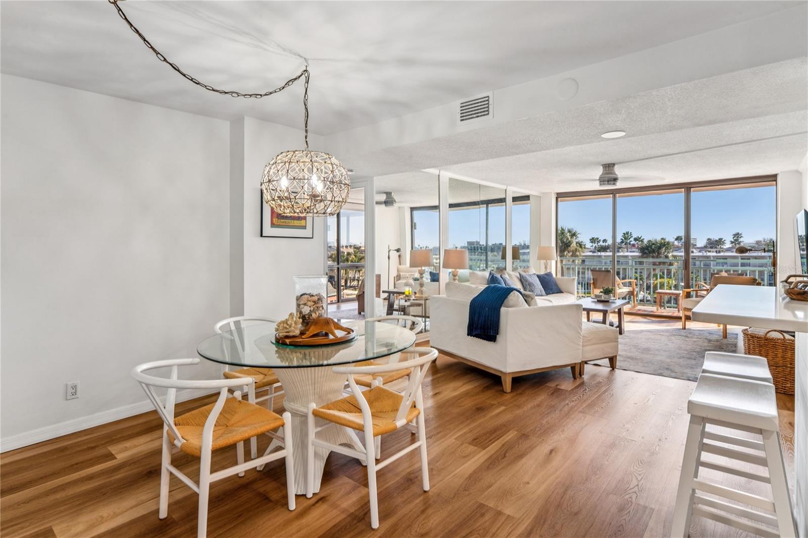 Image 9 of 86 For 1 Key Capri  312e