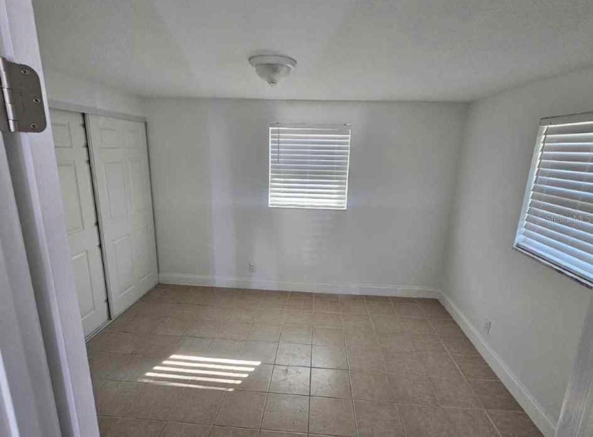 Image 3 of 4 For 917 121st Avenue