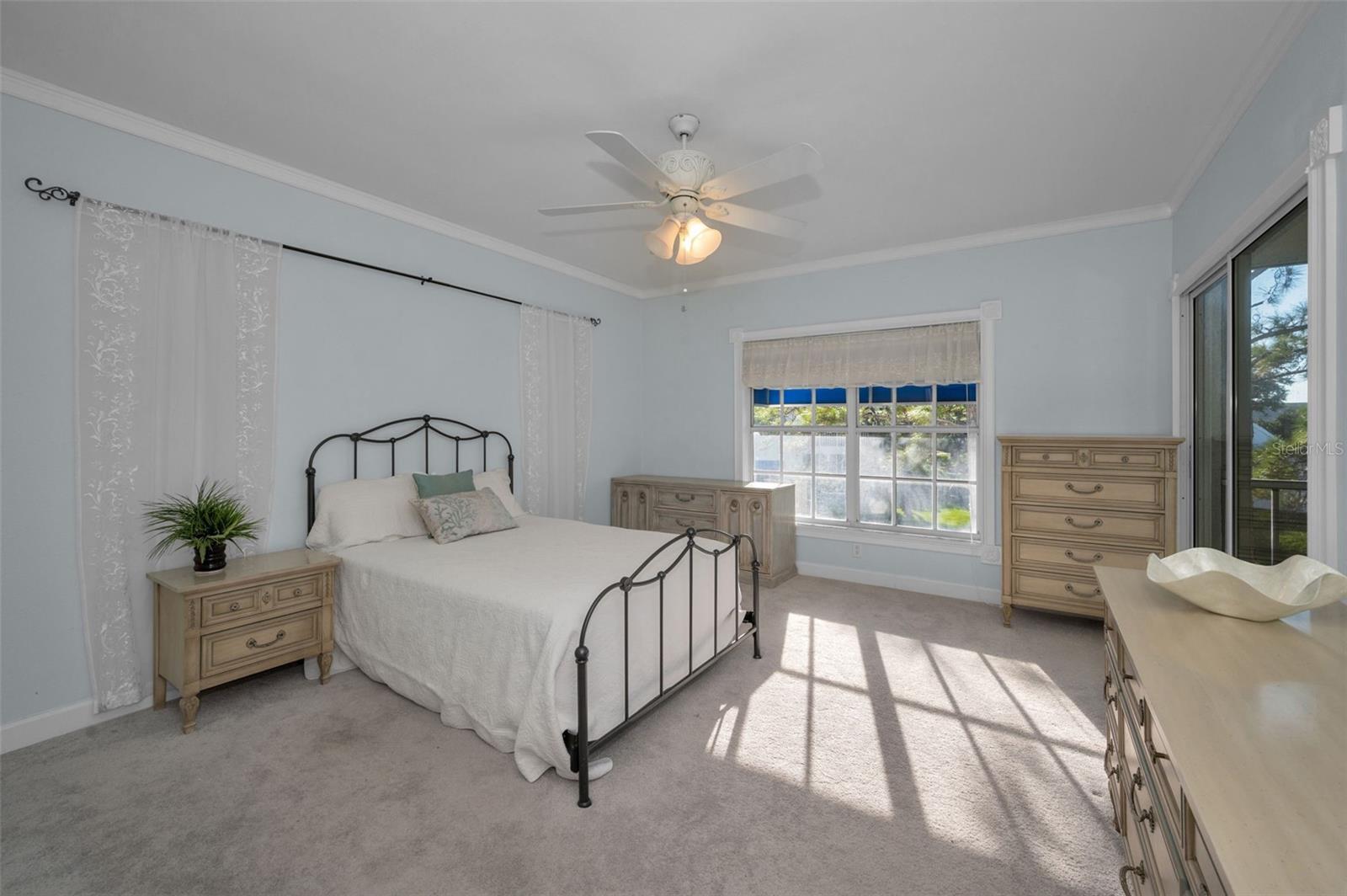 Image 24 of 85 For 11620 Shipwatch Drive 1423