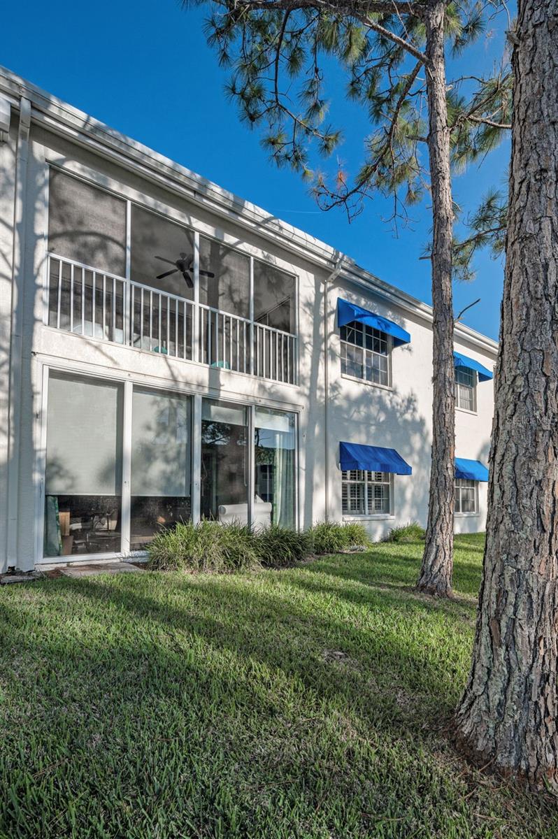 Image 49 of 85 For 11620 Shipwatch Drive 1423