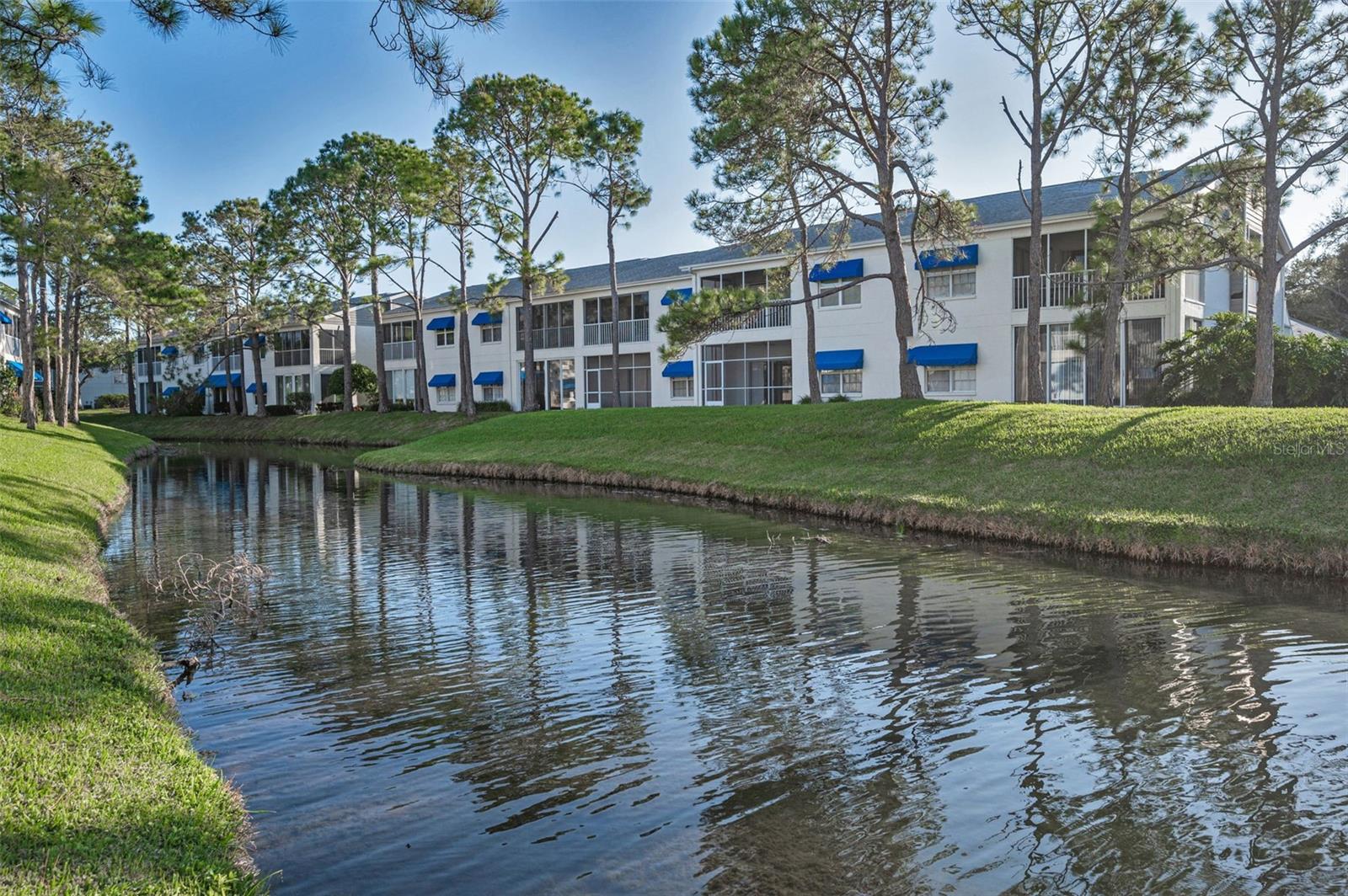 Image 50 of 85 For 11620 Shipwatch Drive 1423