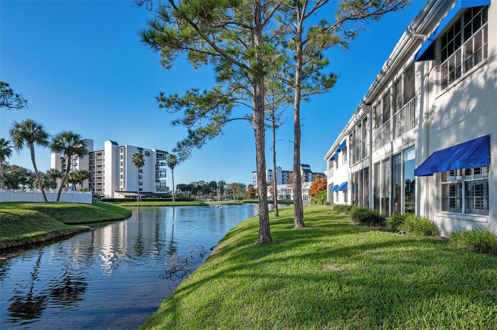 Image 53 of 85 For 11620 Shipwatch Drive 1423