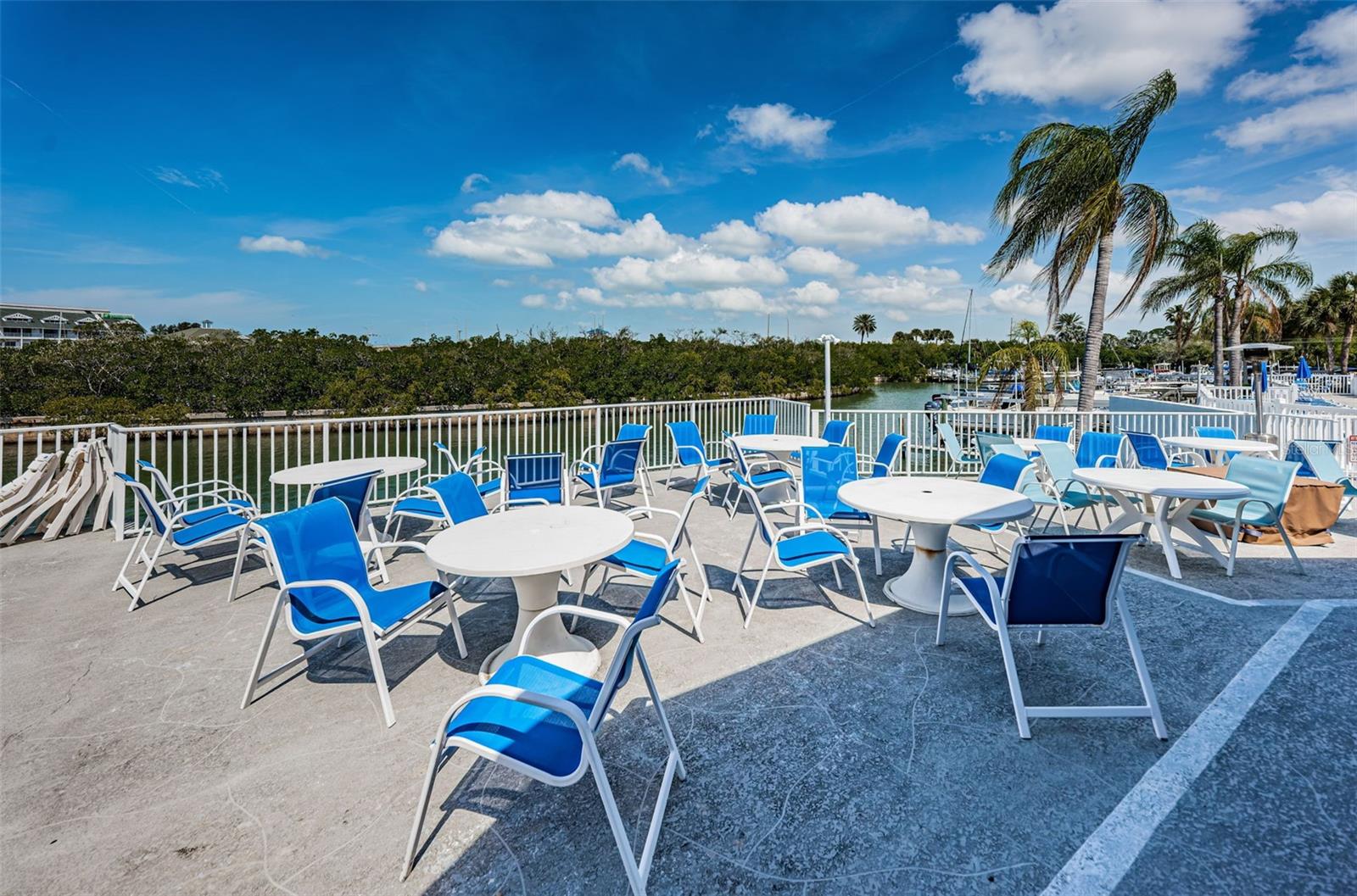 Image 70 of 85 For 11620 Shipwatch Drive 1423