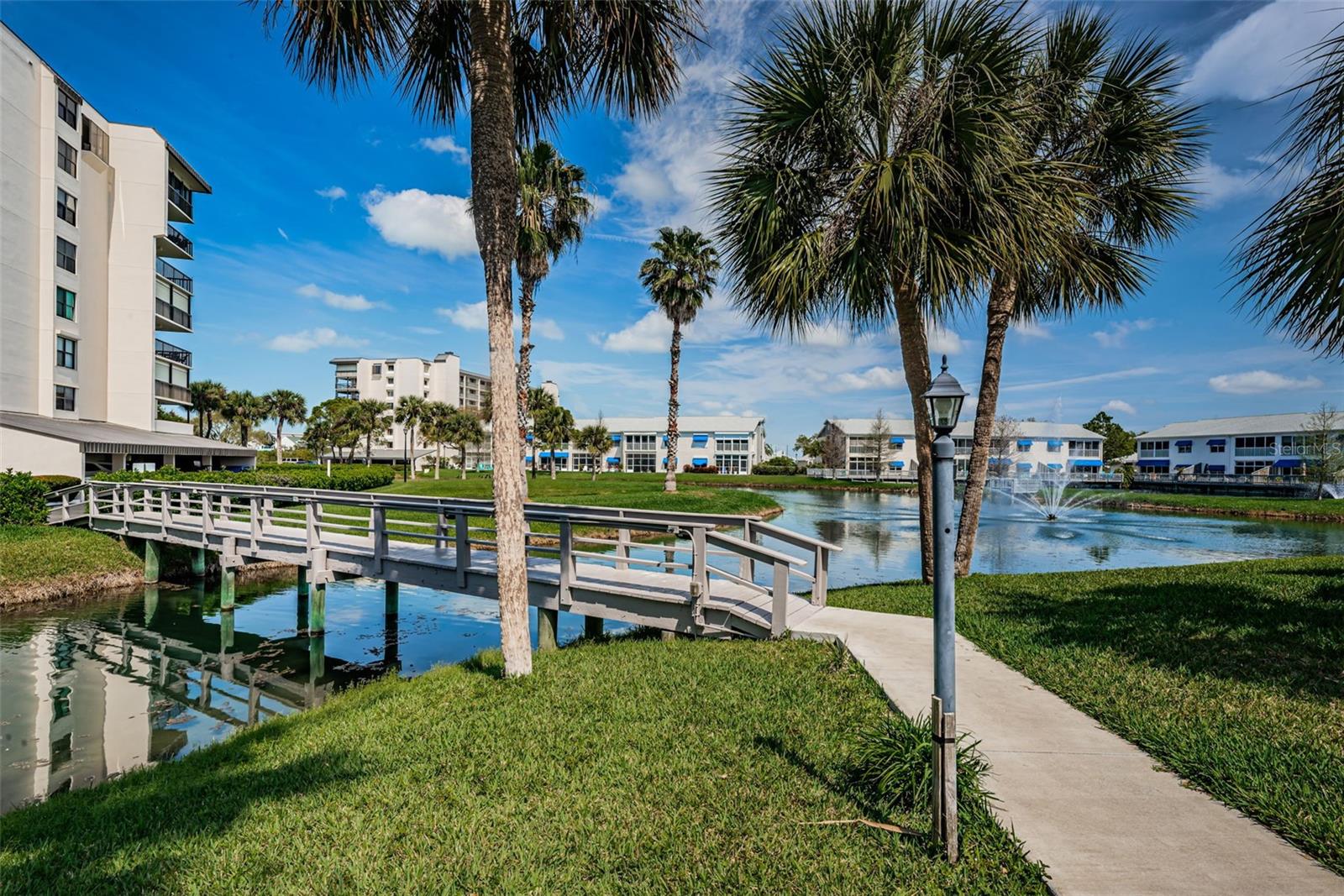 Image 72 of 85 For 11620 Shipwatch Drive 1423