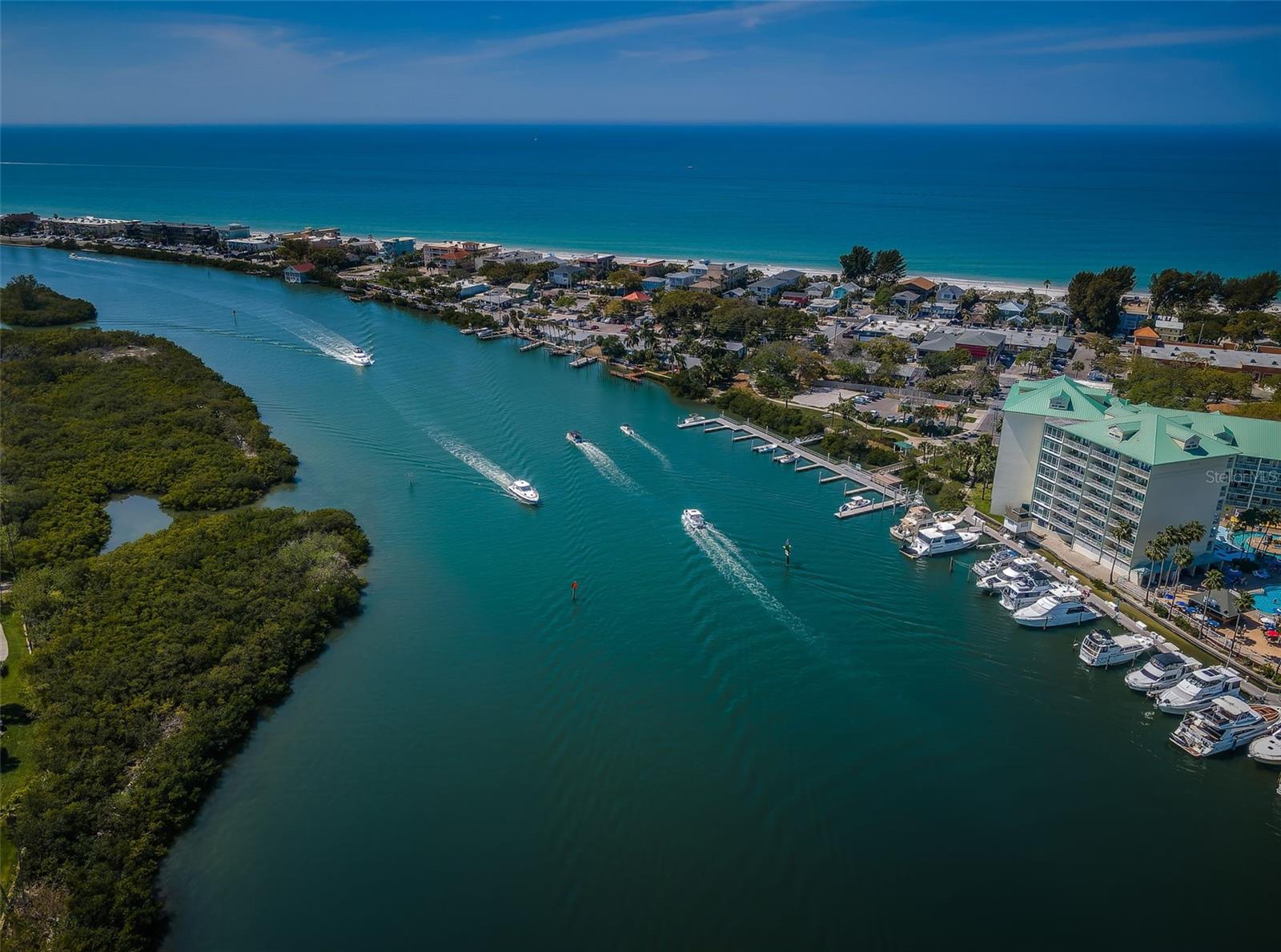 Image 73 of 85 For 11620 Shipwatch Drive 1423