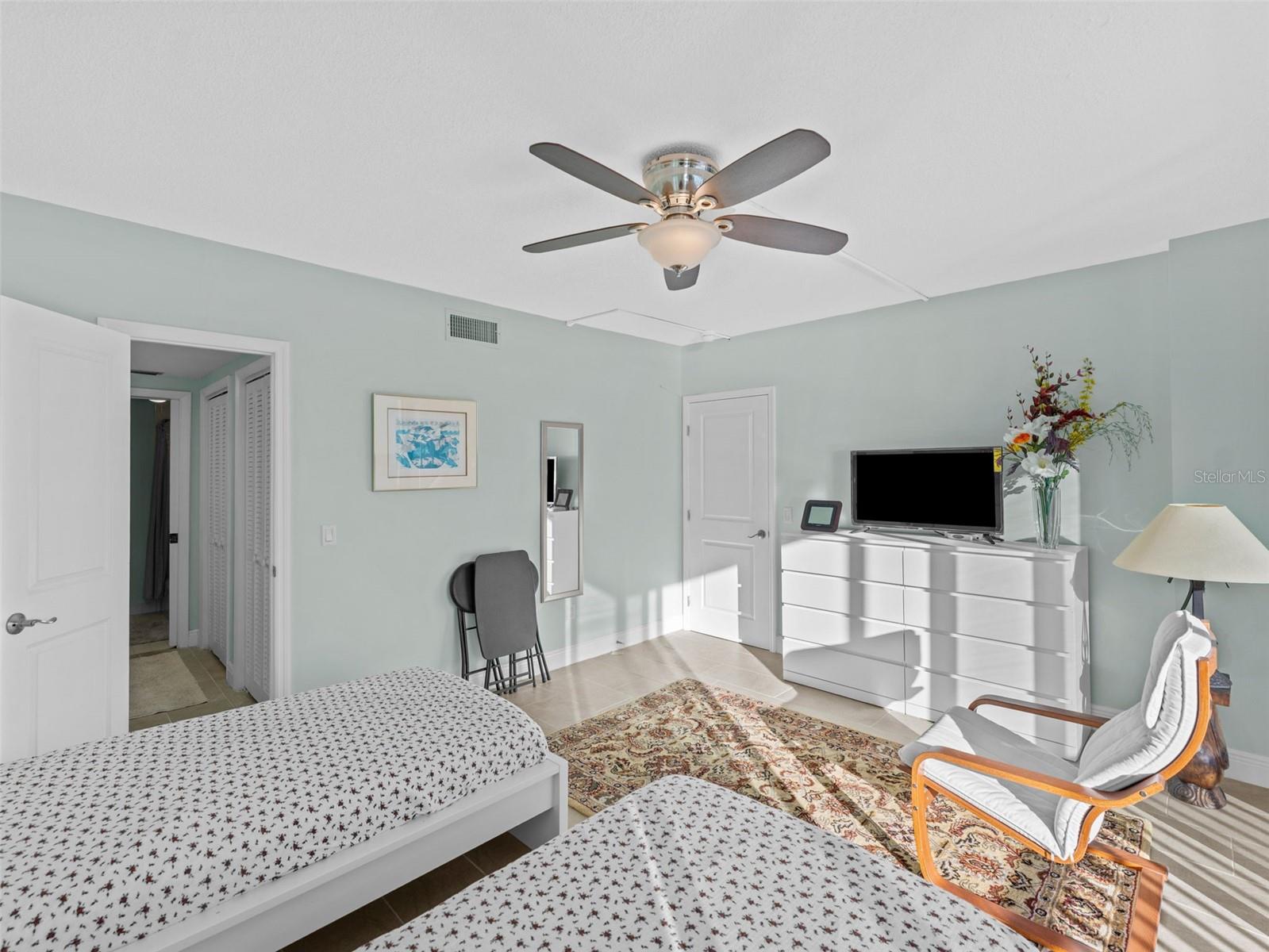 Image 17 of 34 For 7100 Sunshine Skyway Lane S 503