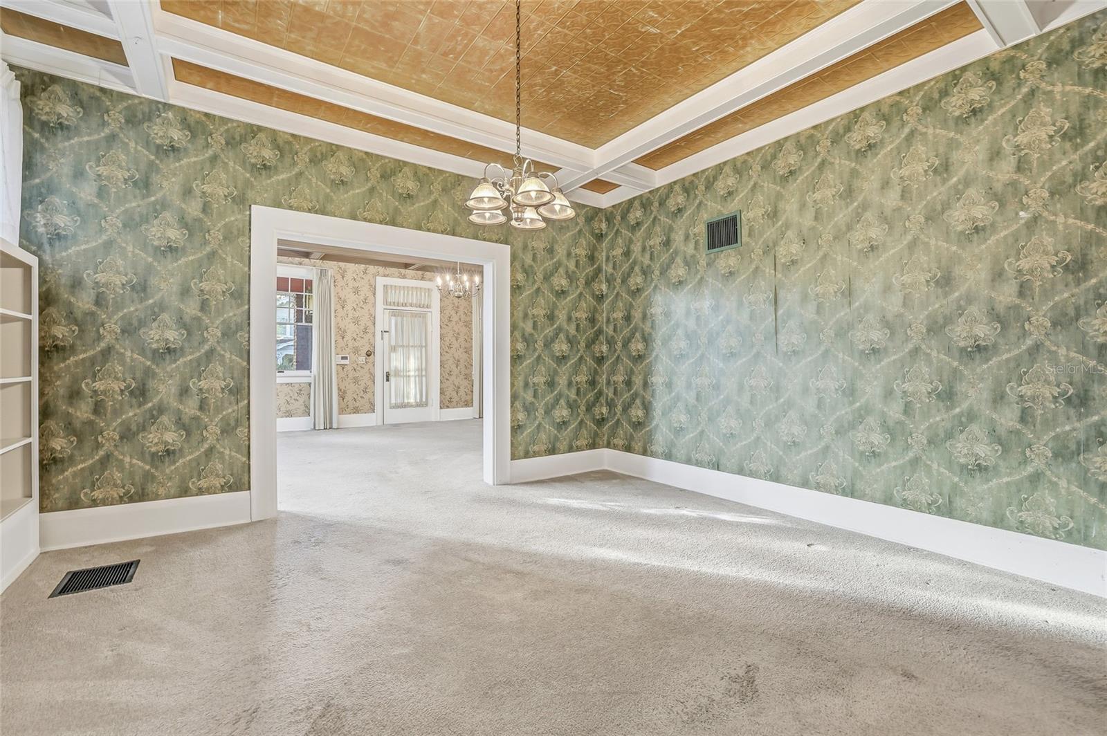 Image 12 of 53 For 840 Boulevard