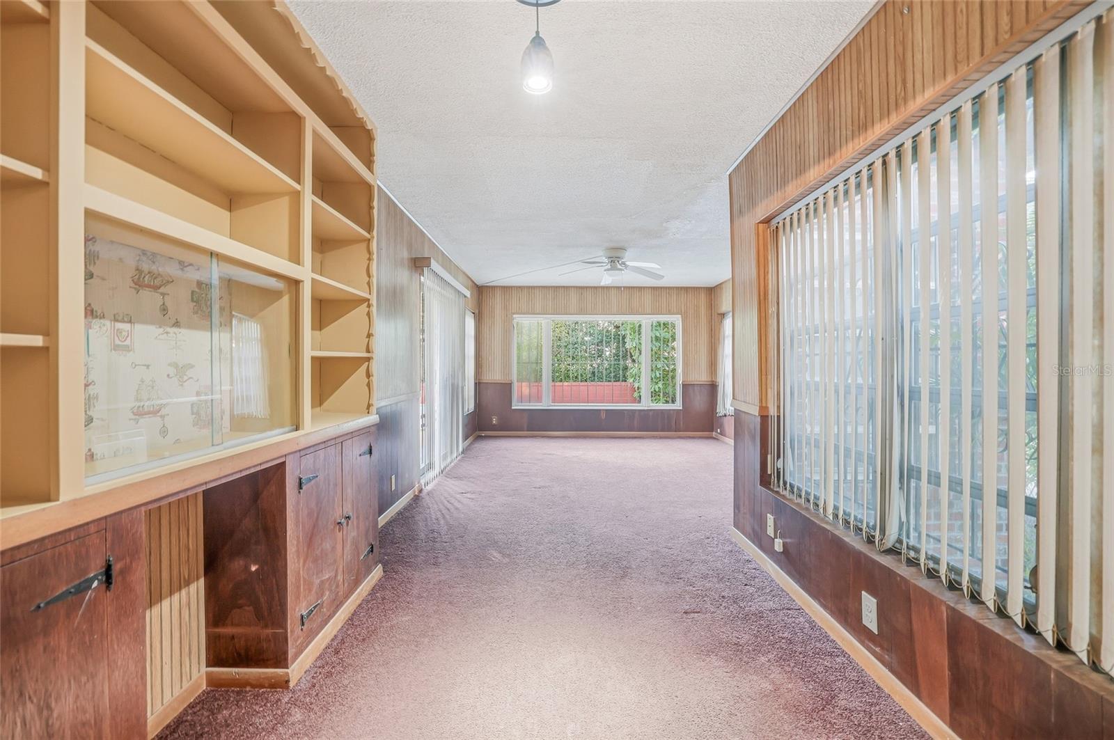 Image 13 of 53 For 840 Boulevard