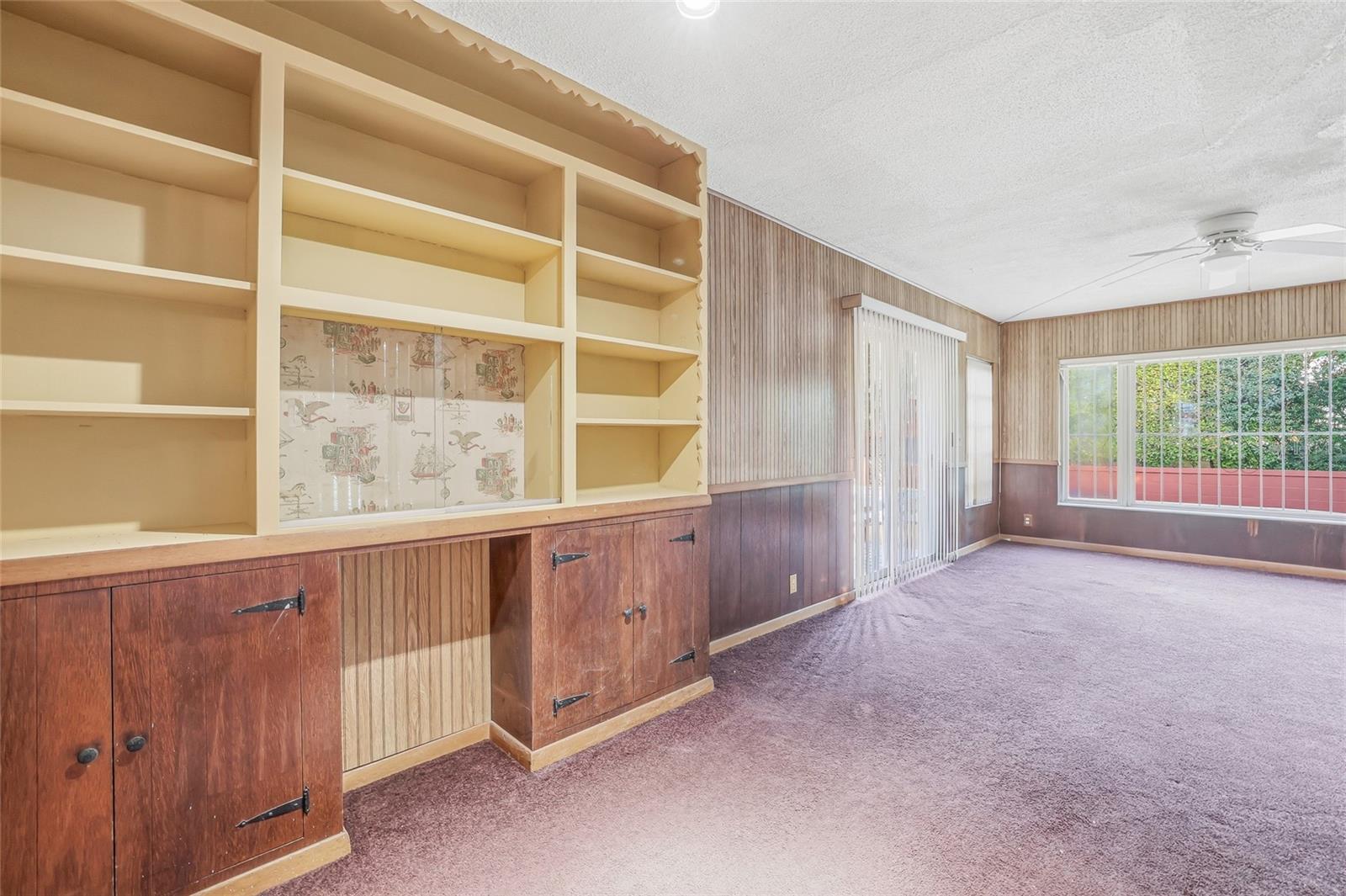 Image 14 of 53 For 840 Boulevard