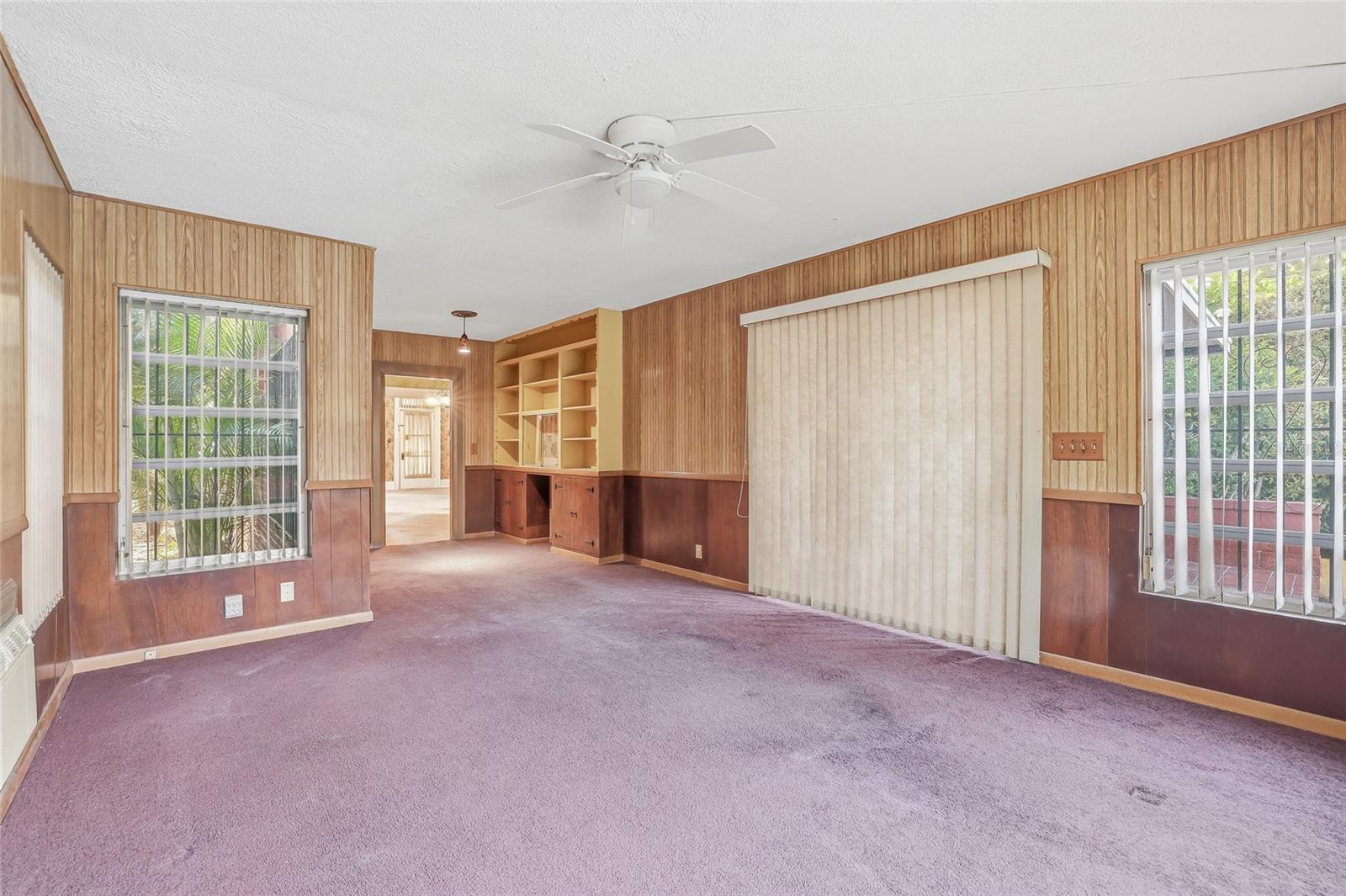 Image 16 of 53 For 840 Boulevard