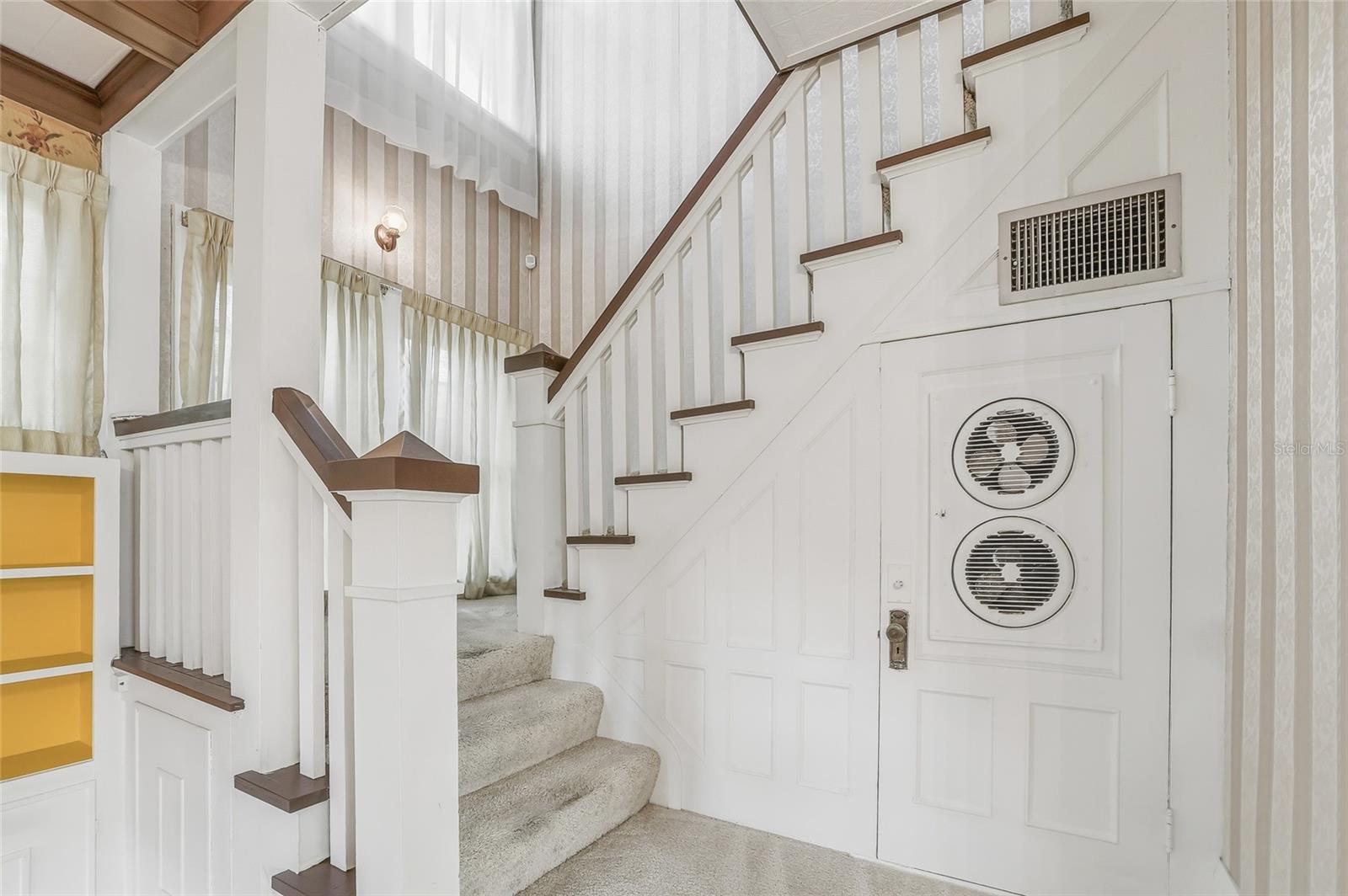 Image 21 of 53 For 840 Boulevard