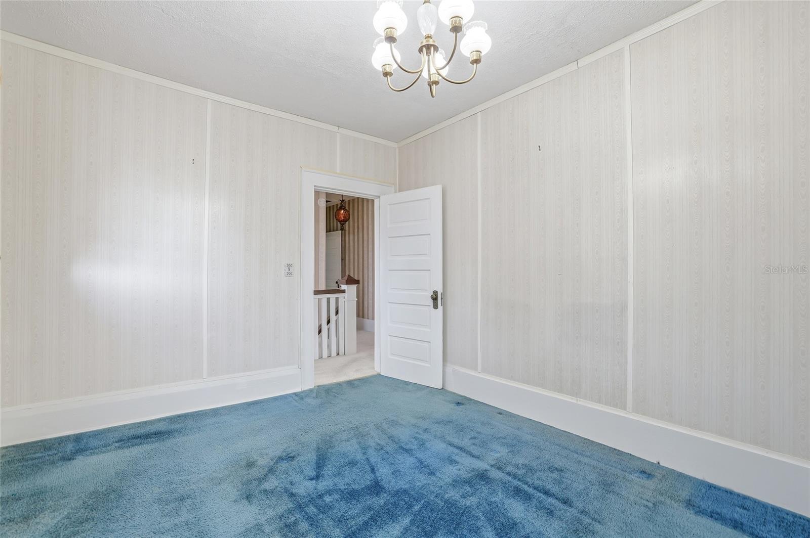 Image 24 of 53 For 840 Boulevard