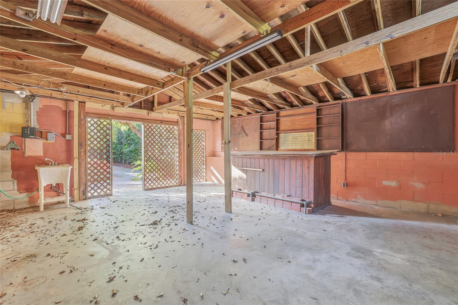 Image 38 of 53 For 840 Boulevard