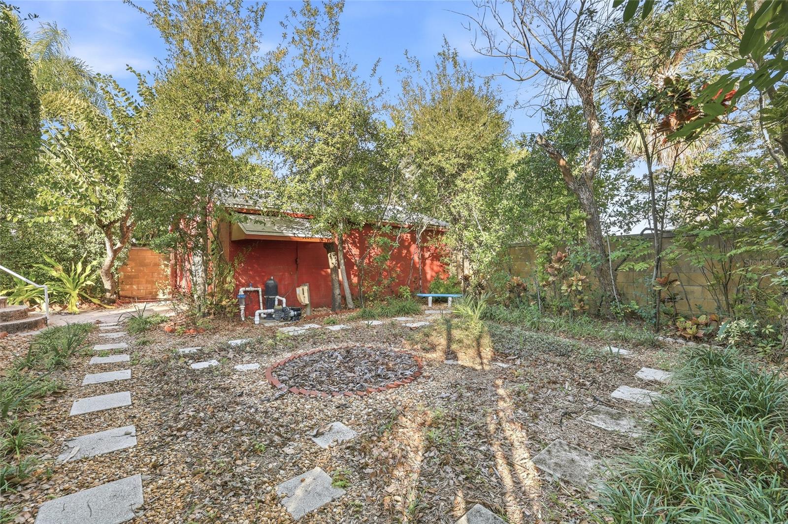 Image 39 of 53 For 840 Boulevard