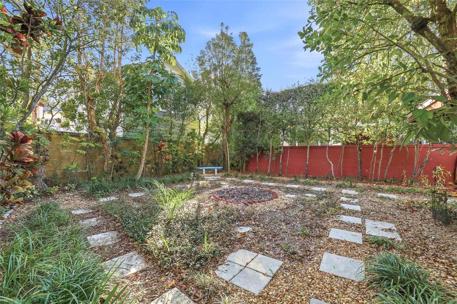 Image 4 of 53 For 840 Boulevard