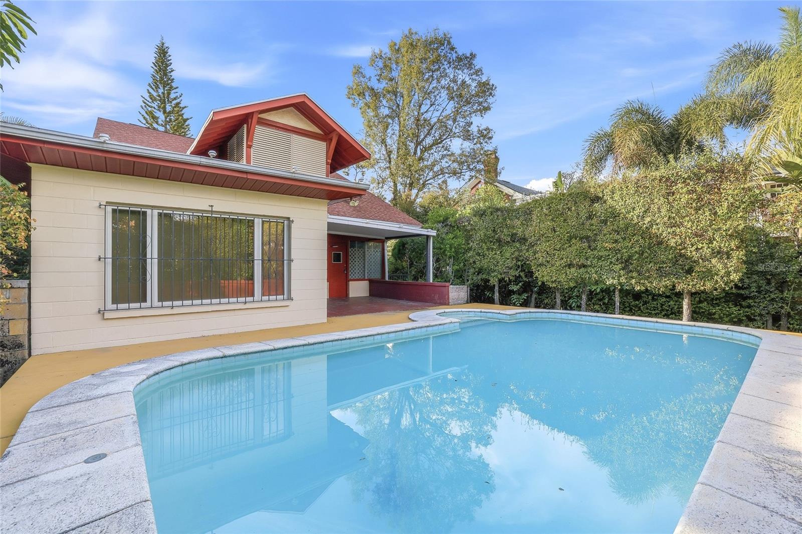 Image 41 of 53 For 840 Boulevard