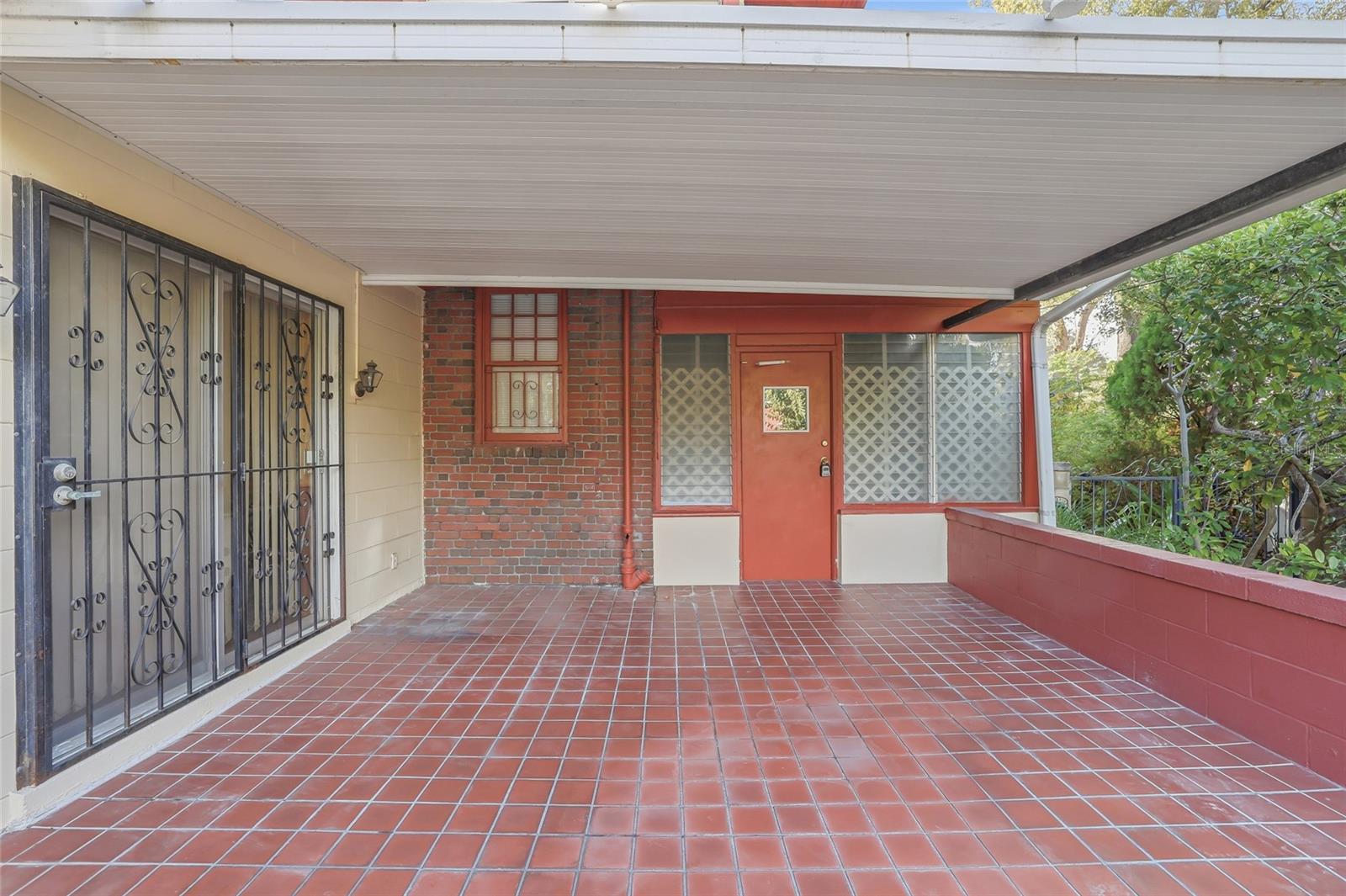 Image 43 of 53 For 840 Boulevard