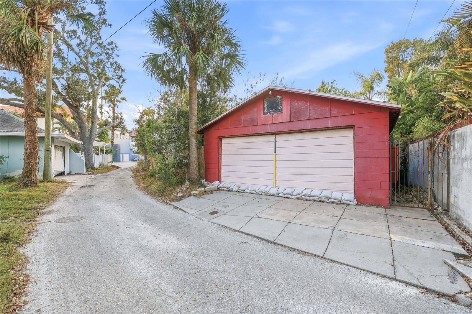 Image 45 of 53 For 840 Boulevard