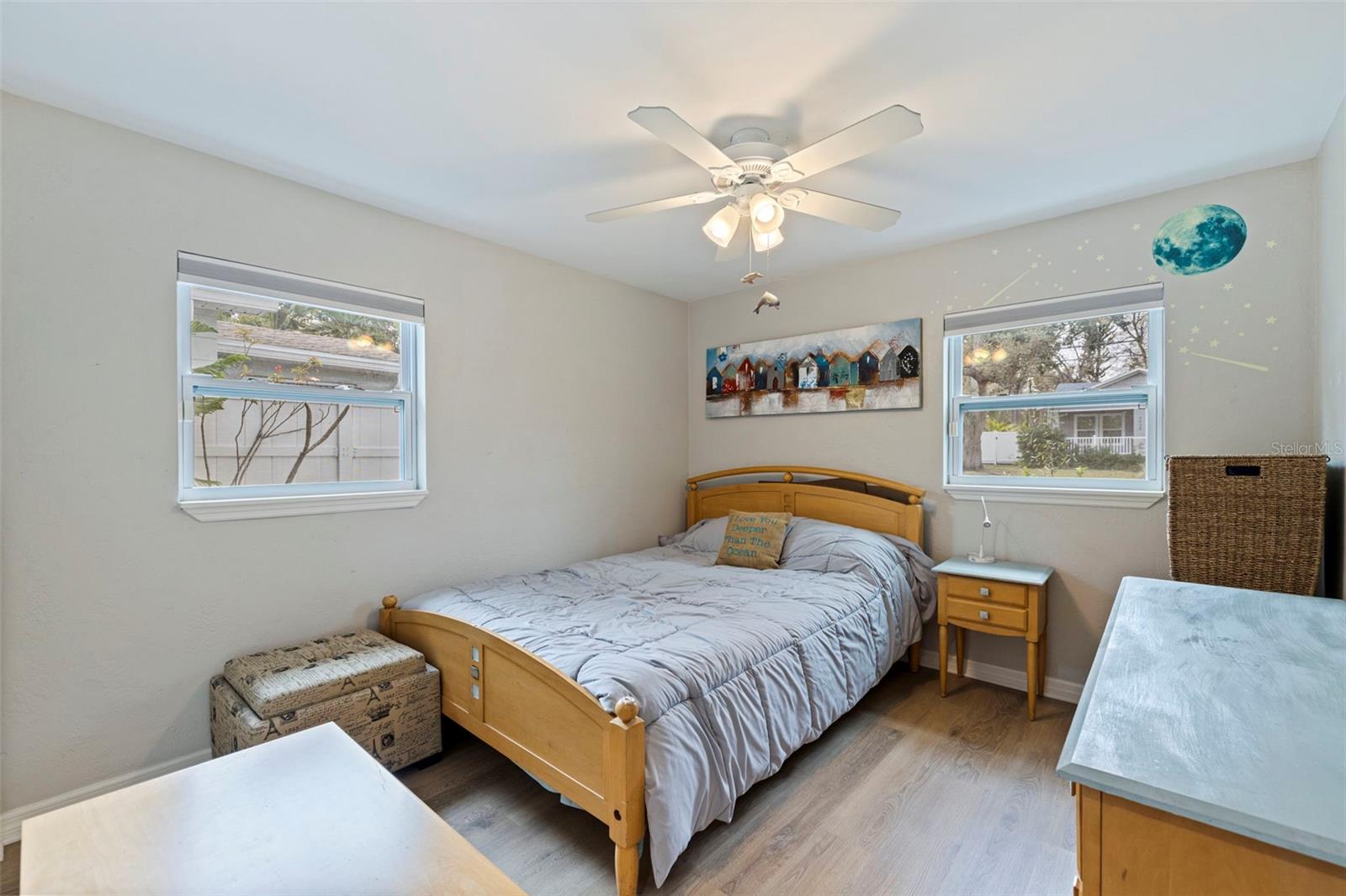 Image 21 of 36 For 1140 49th Avenue N