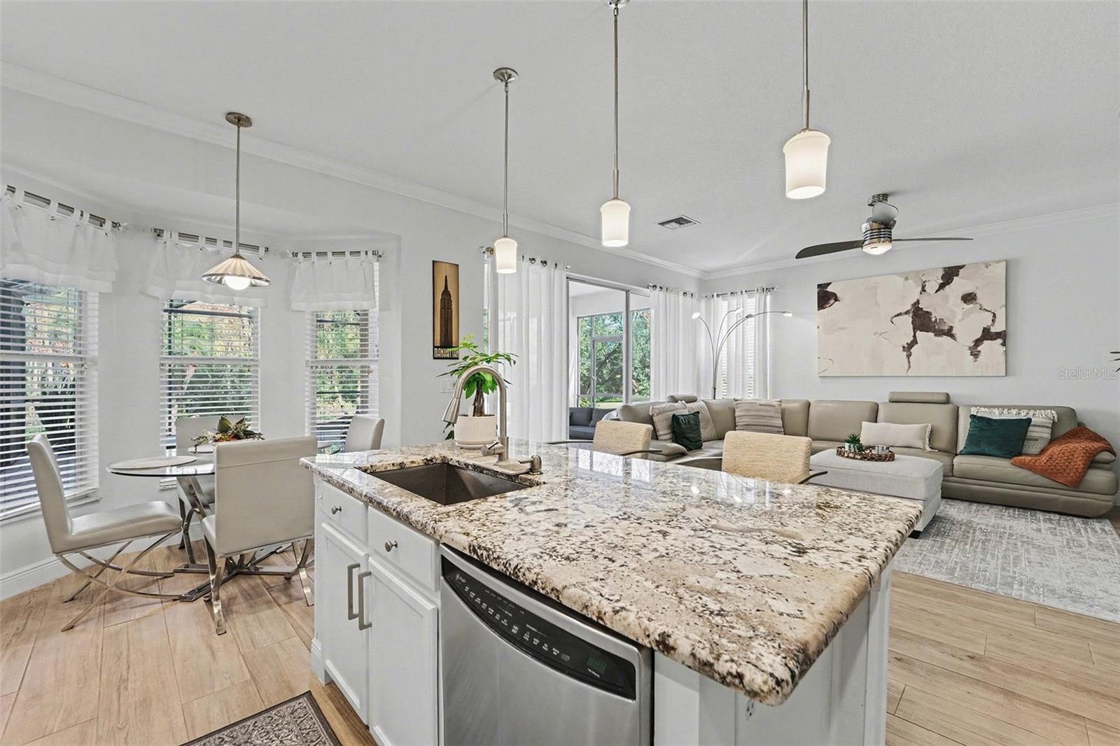 Image 7 of 35 For 10812 Cory Lake Drive