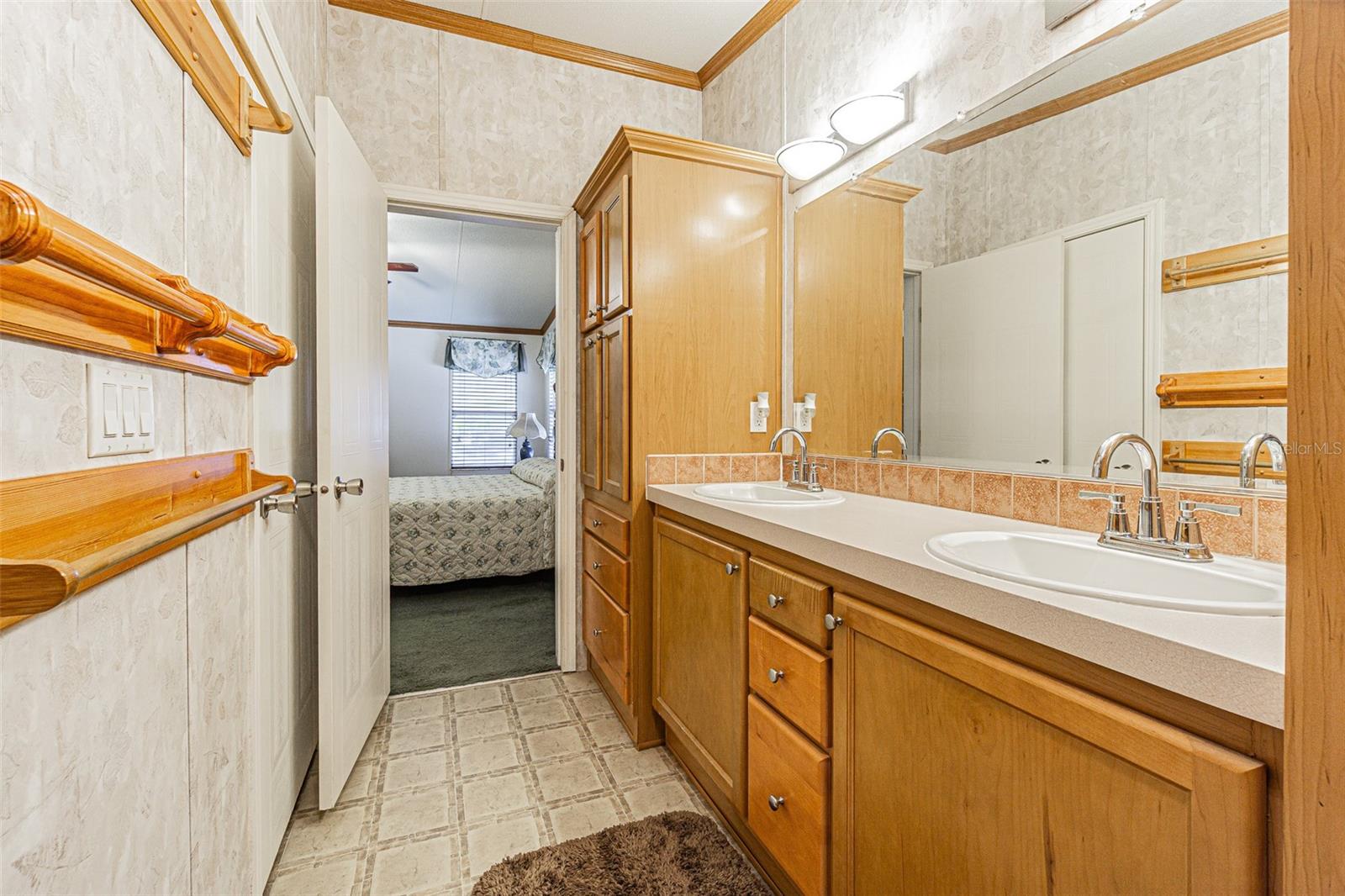 Image 13 of 31 For 5216 Rock Dove Trail